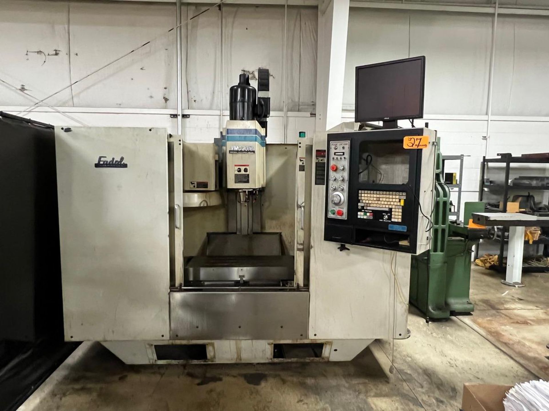 Fadal 904 VMC 3016 ÿCNC Milling Machine