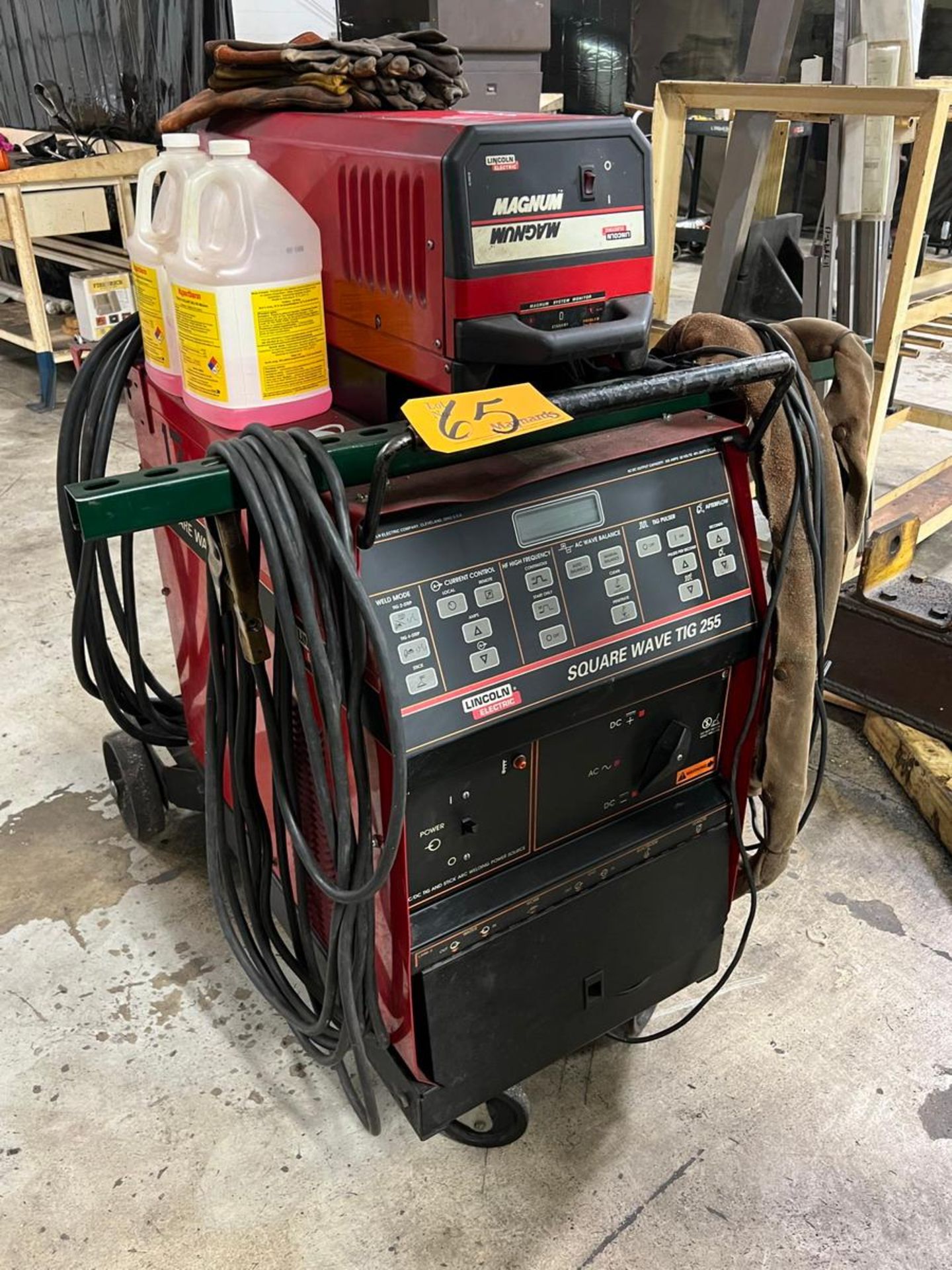 Lincoln Square Wave TIG 255 TIG Welder