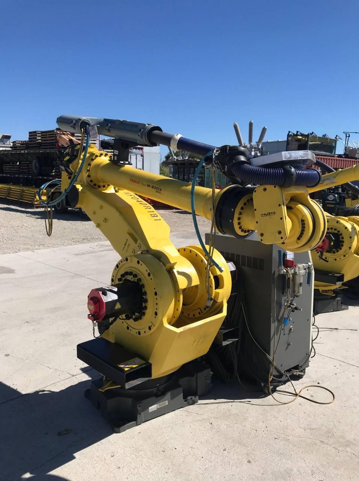 2011 Fanuc M900ia-260L Robot with R30ia controller - Image 5 of 12