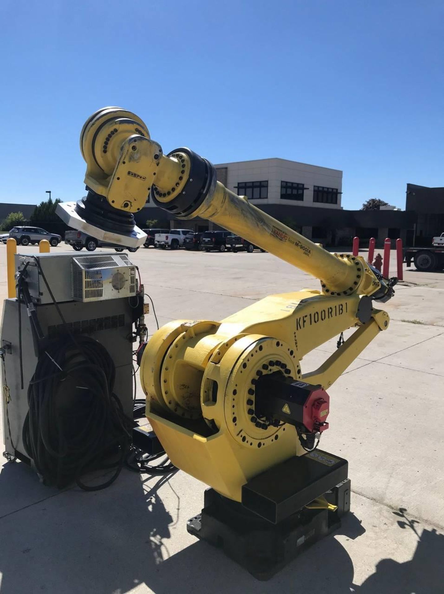 2011 Fanuc M900ia-260L Robot with R30ia controller - Image 4 of 13