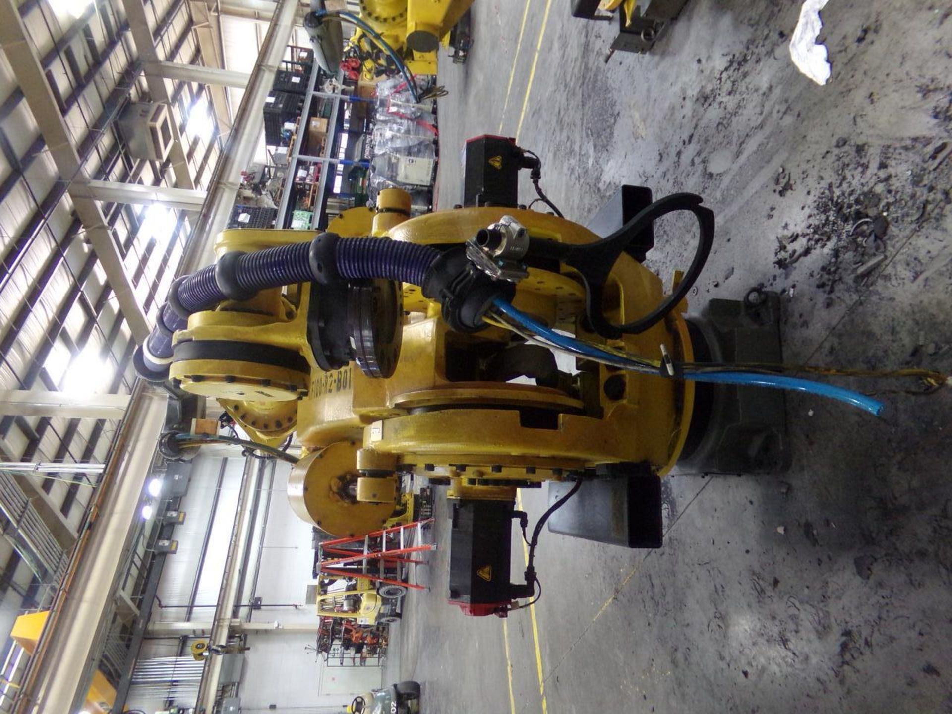 2012 Fanuc M900ia-600 Robot with R30ia controller - Image 3 of 4