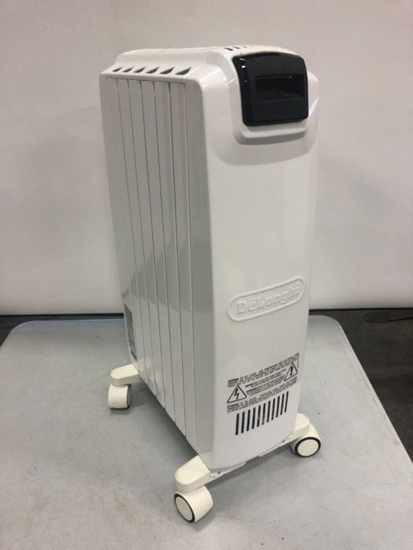 DELONGHI PORTABLE OIL FILLED DOMESTIC RADIANT HEATER - Image 2 of 2