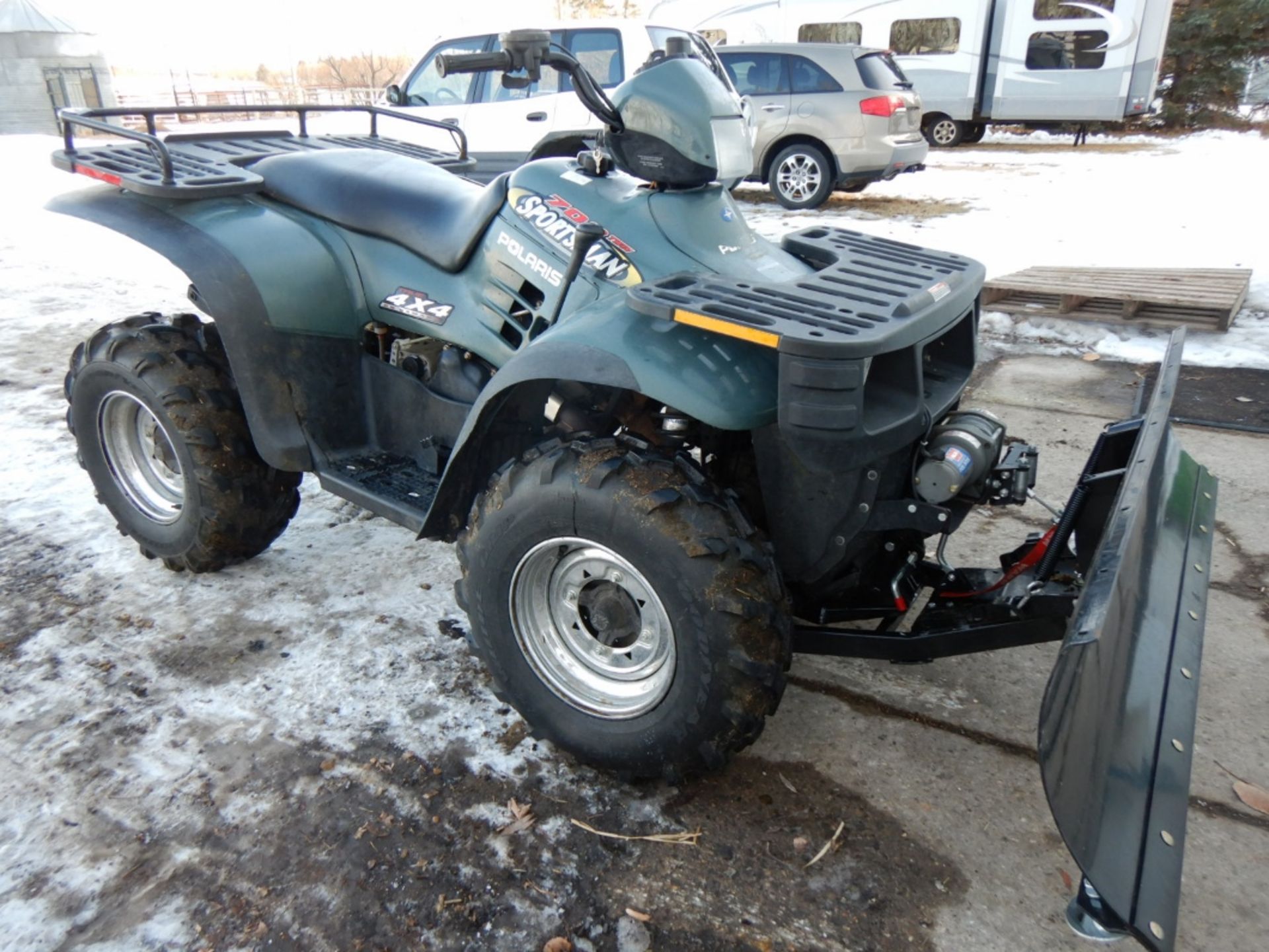 2002 POLARIS SPORTSMAN 700 ATV, AUTOMATIC, 4X4, 1404MILES SHOWING, 60IN SNOW BLADE, WINCH - Image 3 of 6