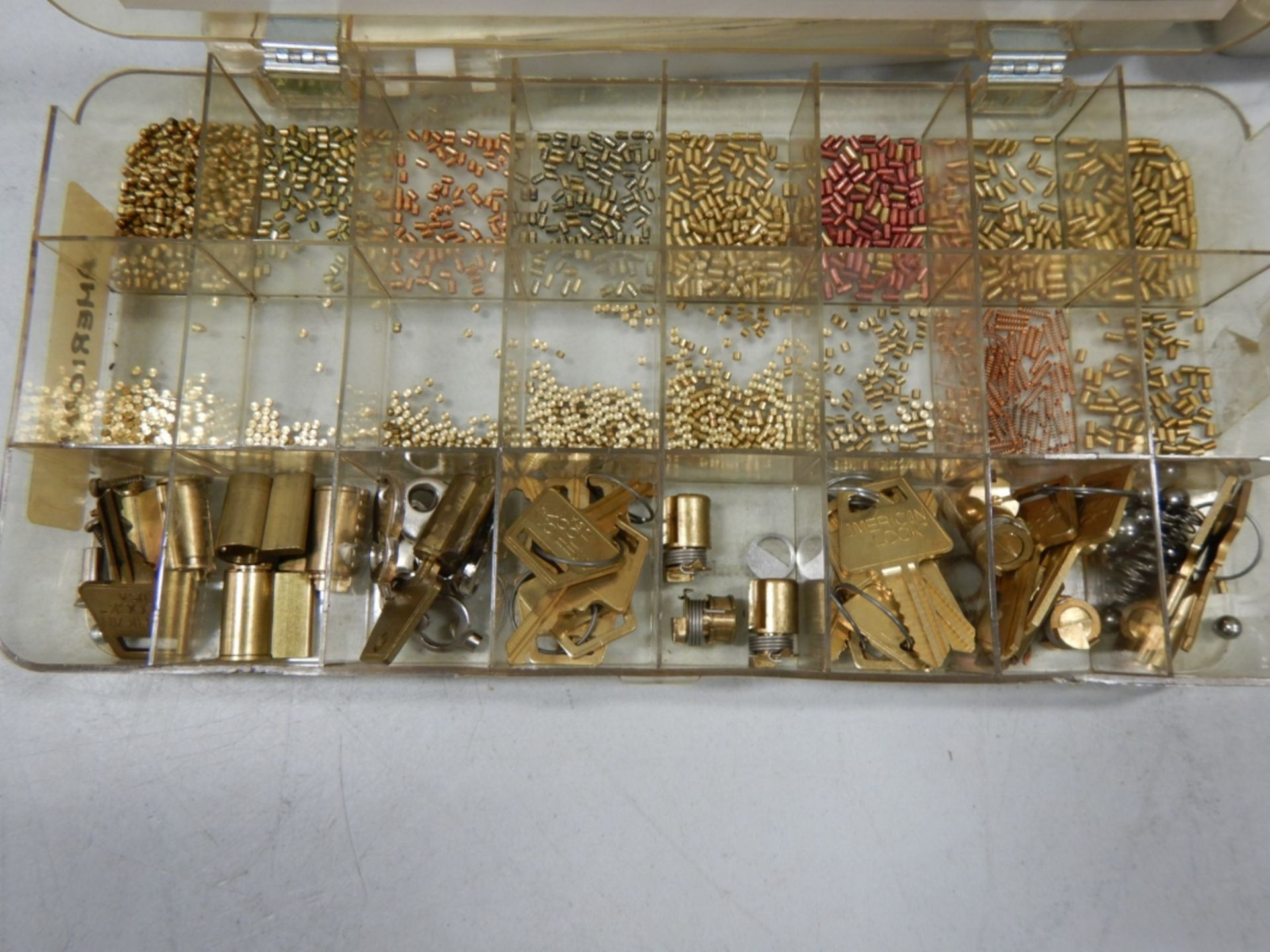 L/O ASSORTED KEYING/REKEYING KITS - Image 7 of 26