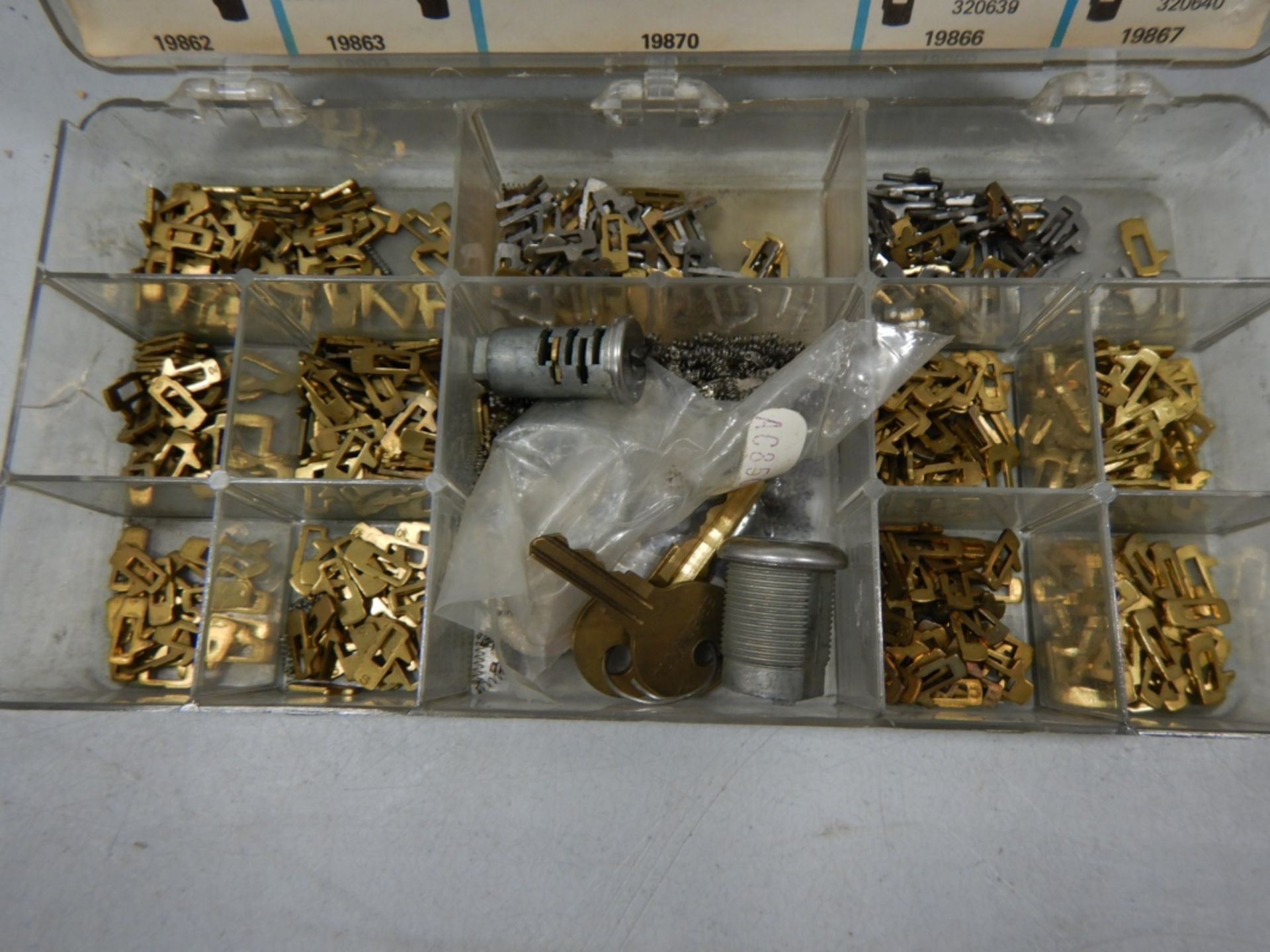 L/O ASSORTED HARDWARE, TUMBLER ASSORTMENT, WEISER SMART KEY PARTS, MISC. TUMBLERS, ETC. - Image 3 of 12