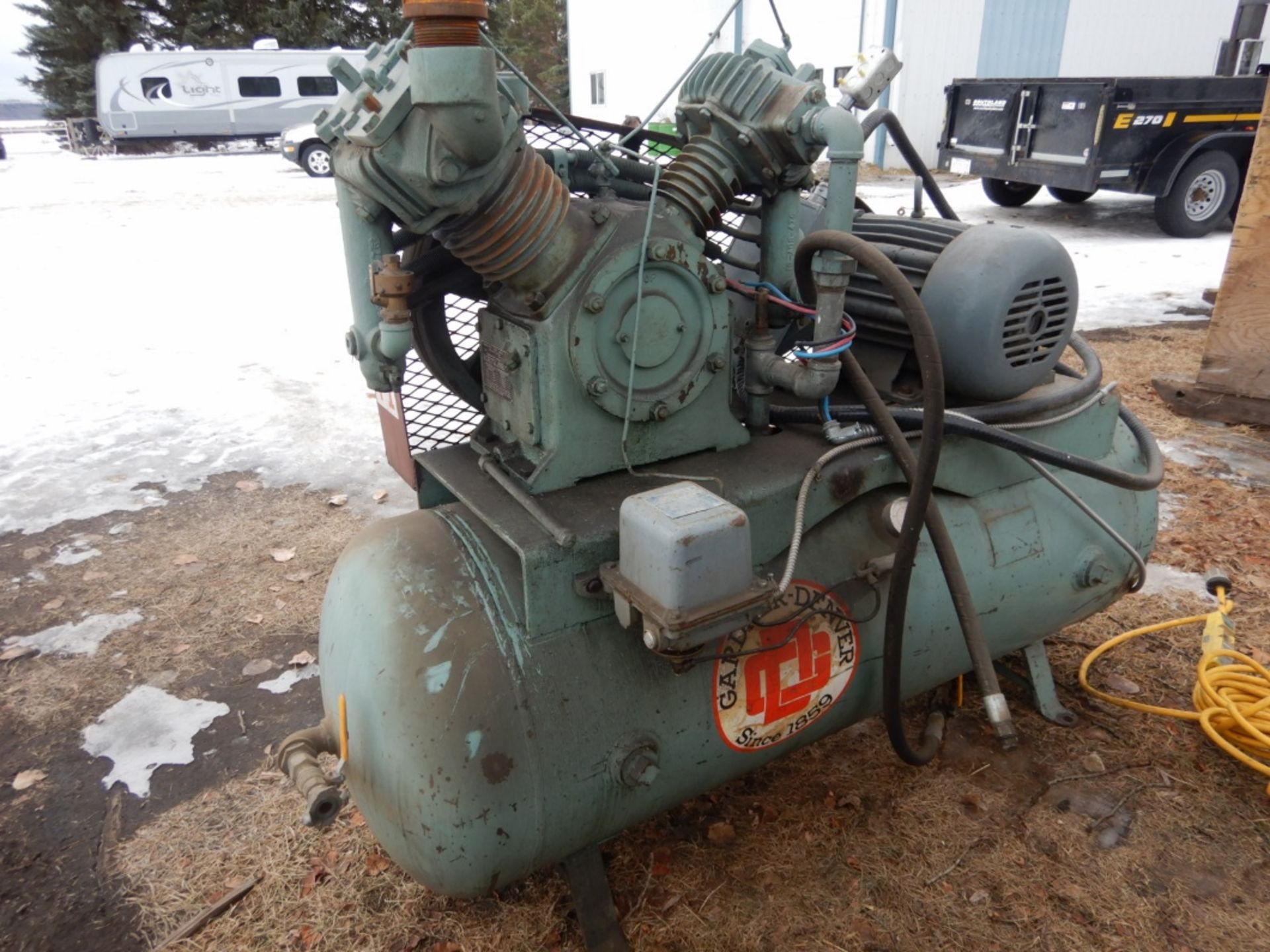 HORIZONTAL AIR COMPRESSOR 10HP 3PH 220/440V - Image 3 of 5