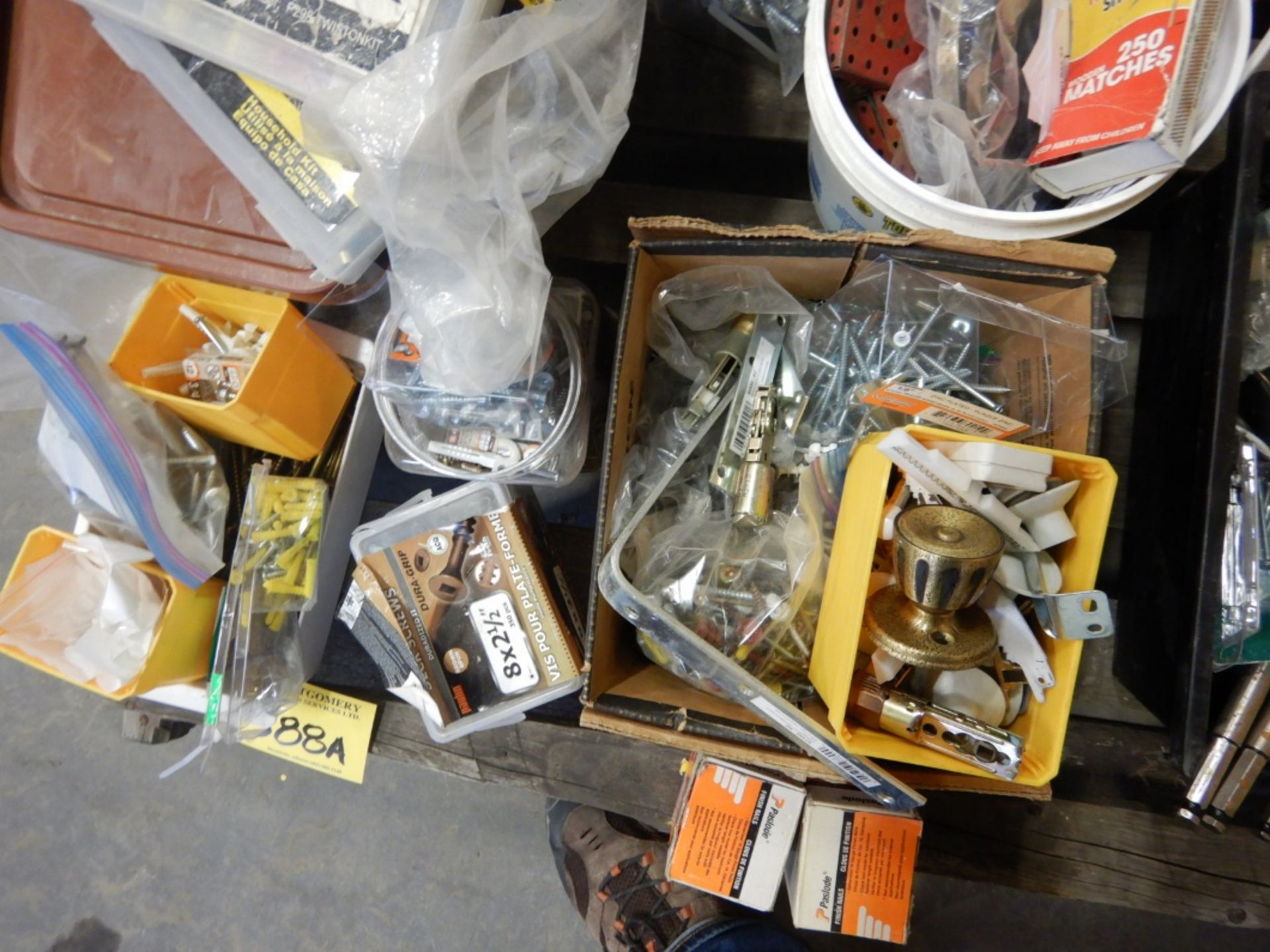 PALLET OF ASSORTED HARDWARE AND FASTENERS - Image 2 of 8