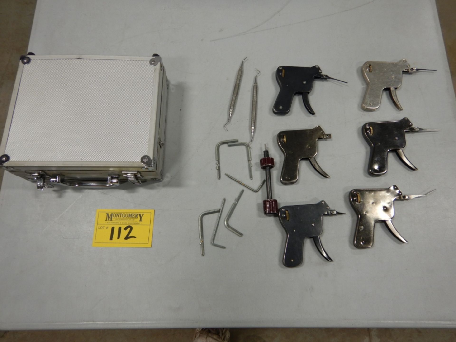 L/O ASSORTED LOCK PICKING PISTOLS