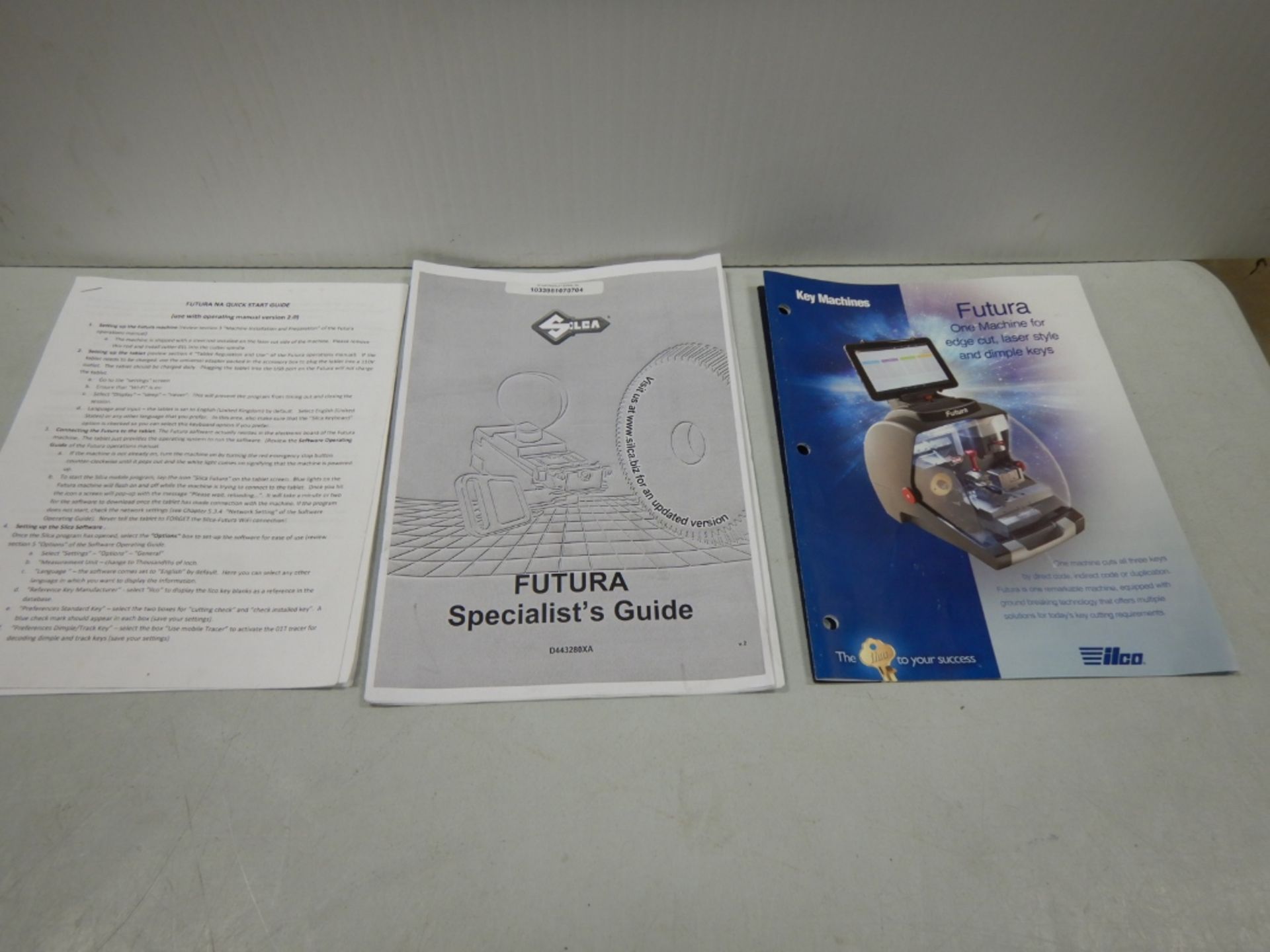 ILCO FUTURA NA ELECTRONIC KEY CUTTING MACHINE W/ ASUS TABLET S/N 1907011980502 - Image 16 of 22