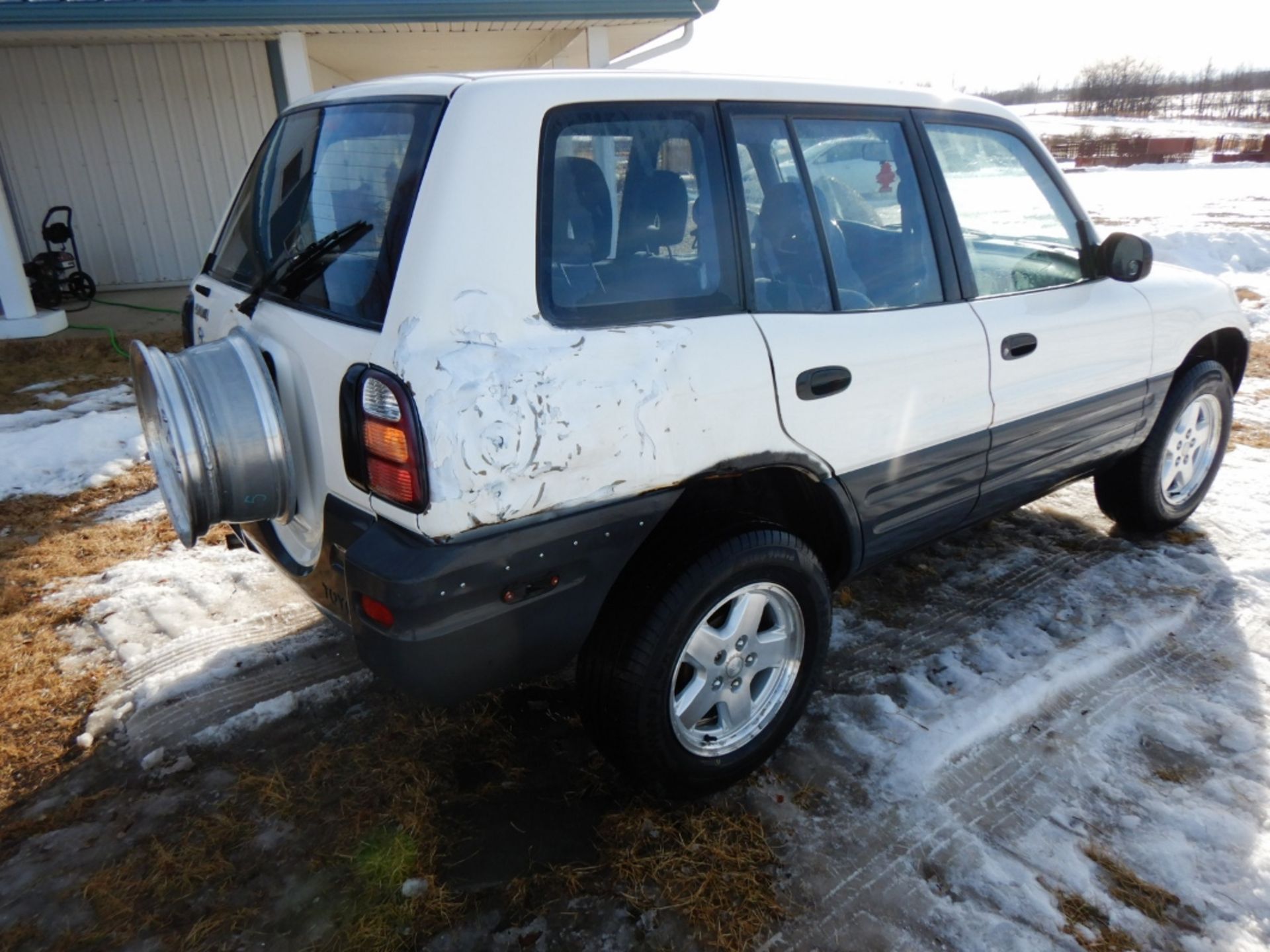 1998 TOYOTA RAV4, AT, SUV, 4DR, CLOTH, 229,588 KM SHOWING, S/N JT3HP10V2W7085878 - Image 3 of 7