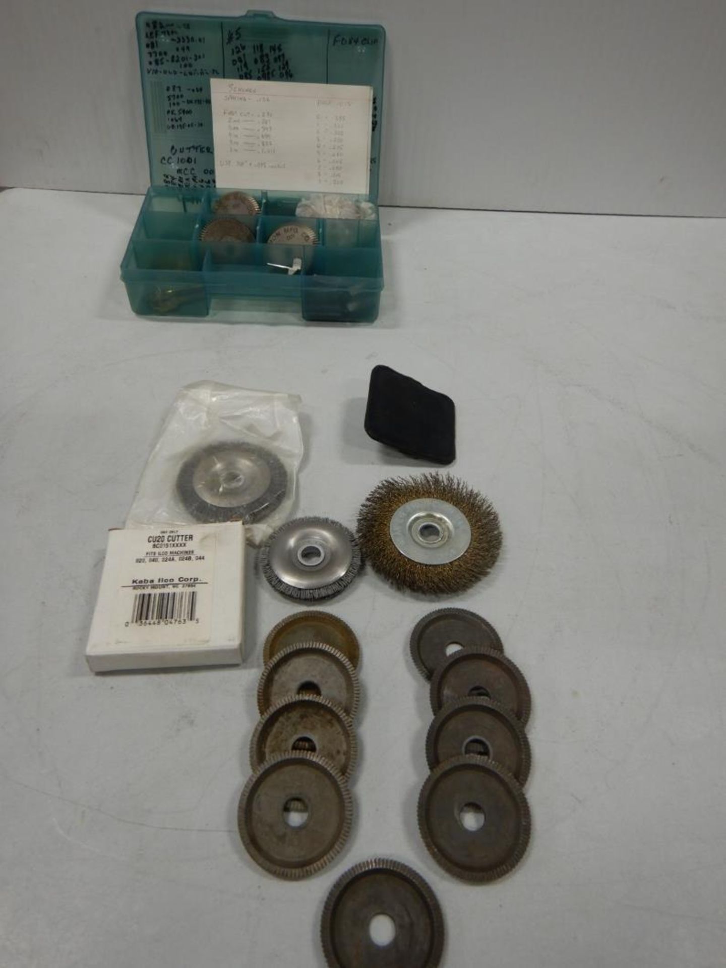 L/O ASSORTED KEY CUTTING DISCS AND HARDWARE - Image 3 of 11