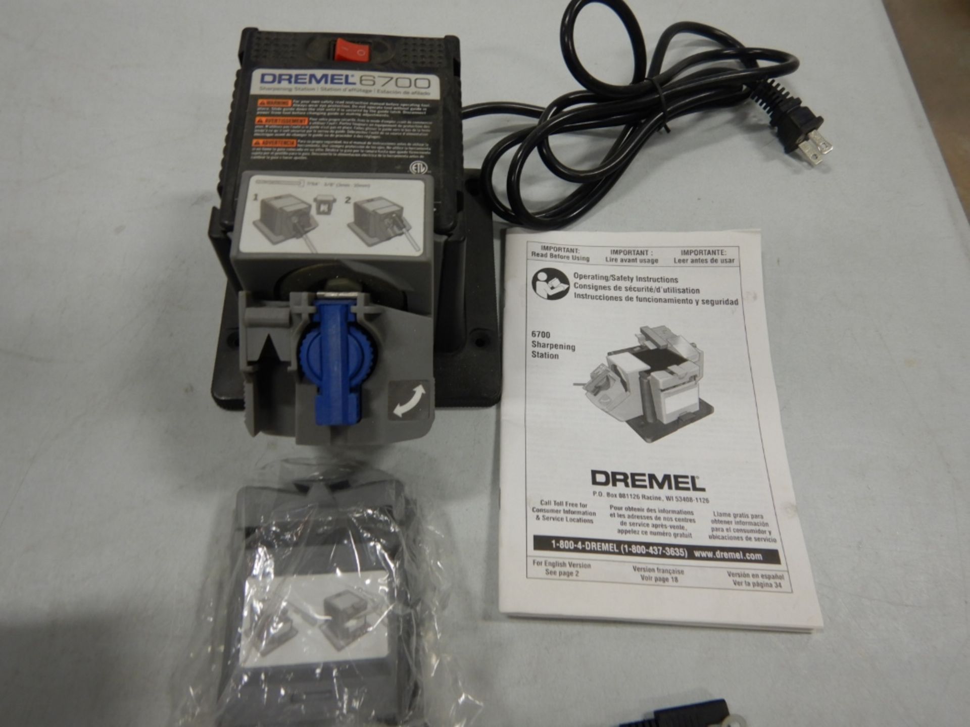 DREMEL 6700 SHARPENING STATION S/N 4004713 - Image 2 of 6