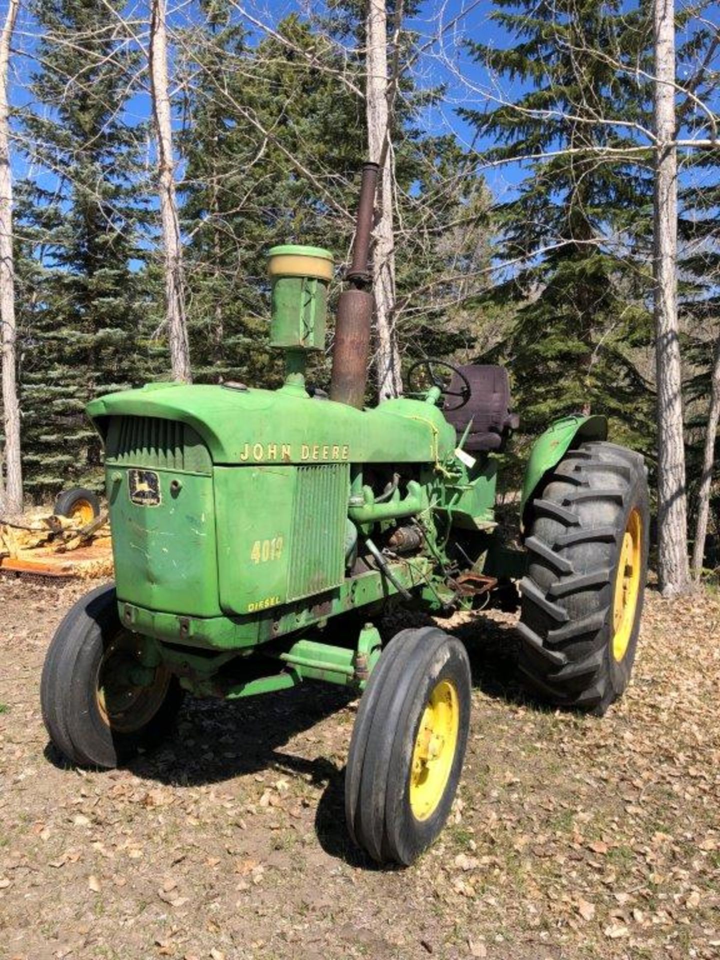 JOHN DEERE 4010 TRACTOR, DIESEL, 2WD, 18.4-34 R1 RUBBER (GOOD CONDITION), 540 PTO, S/N 401022T3600 - Image 3 of 14