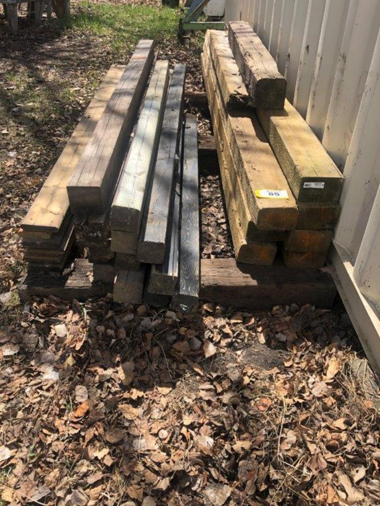 L/O TREATED 6-4"X6"X12FT, 10-4"X4"X8FT, AND ASSORTED LUMBER