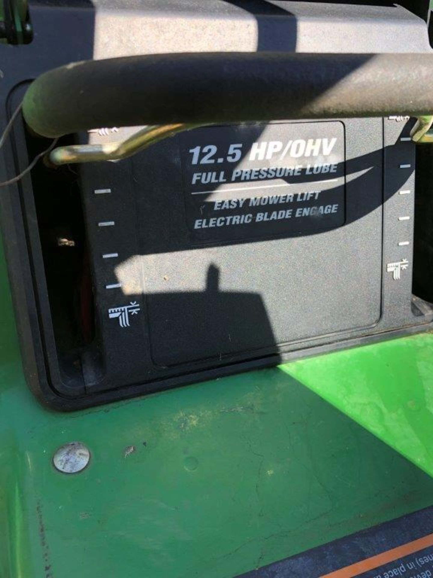 JOHN DEERE STX38 HYDRO GARDEN TRACTOR W/ 12.5HP KOHLER ENGINE, 36IN BELLY MOUNT MOWER DECK - Image 4 of 5