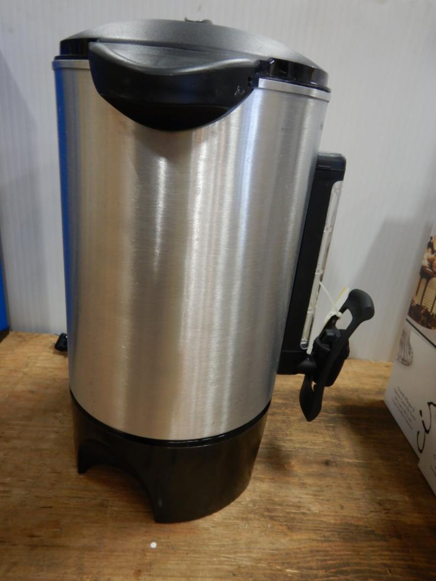 HAMILTON BEACH 40519C 45 CUP COFFEE URN - Image 2 of 4