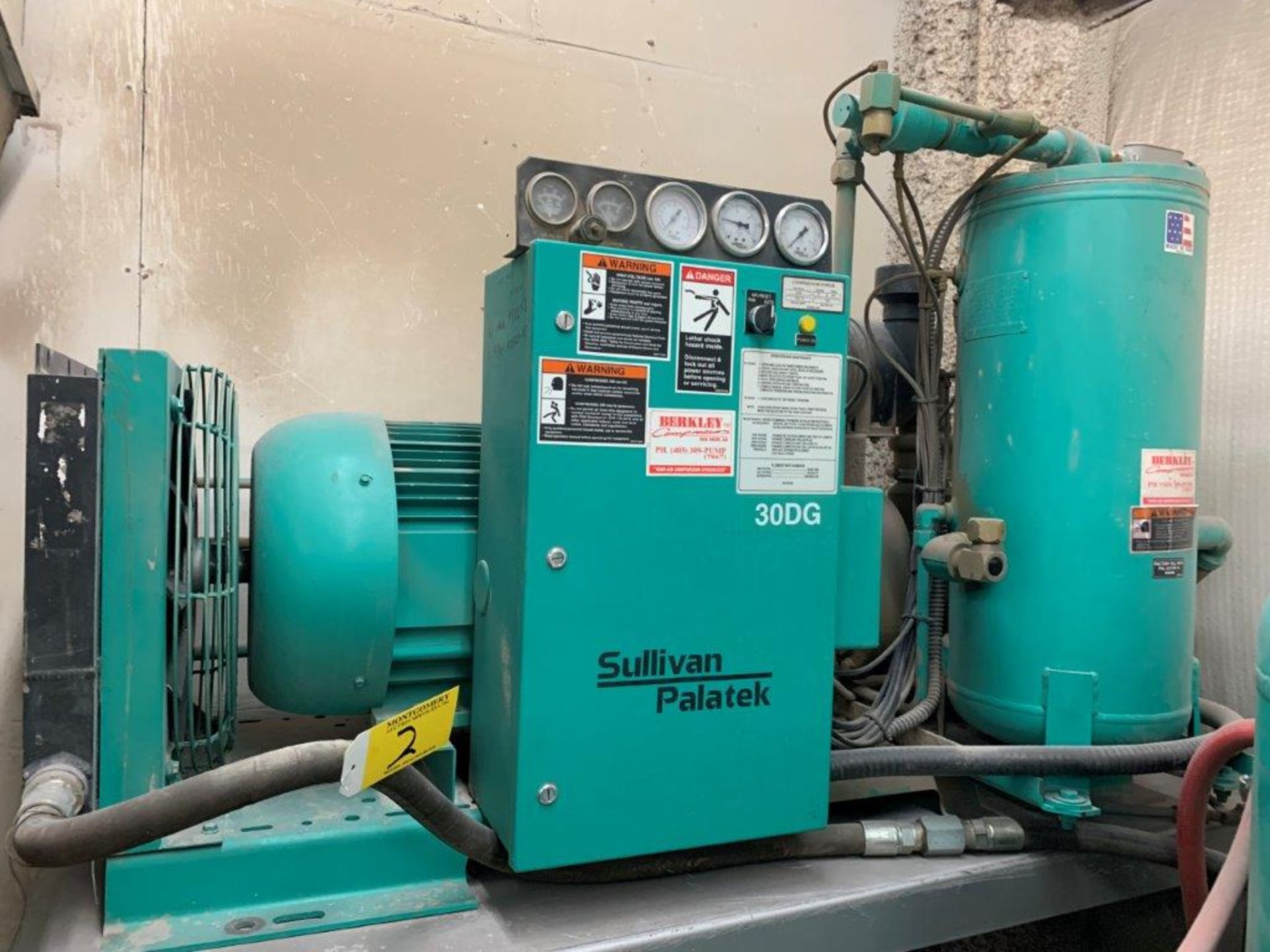 SULLIVAN-PALATEK SCREW AIR COMPRESSOR, 30 DGSD-TE, SIG MAX 125, 208V 3 PH, S/N 06B113 - Image 2 of 9