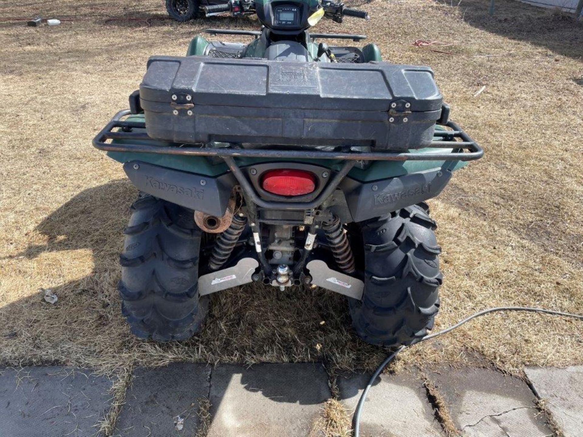 2007 KAWASAKI BRUTE FORCE 750 ATV 4X4 AUTO, RECENT CARB CLEAN, NEW BATTERY, 1762 KM'S SHOWING - Image 4 of 19