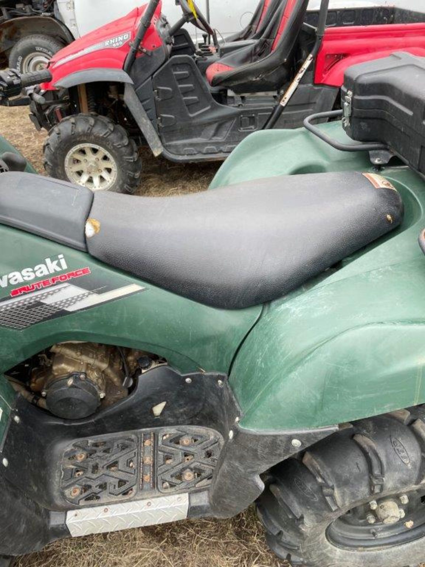 2007 KAWASAKI BRUTE FORCE 750 ATV 4X4 AUTO, RECENT CARB CLEAN, NEW BATTERY, 1762 KM'S SHOWING - Image 10 of 19