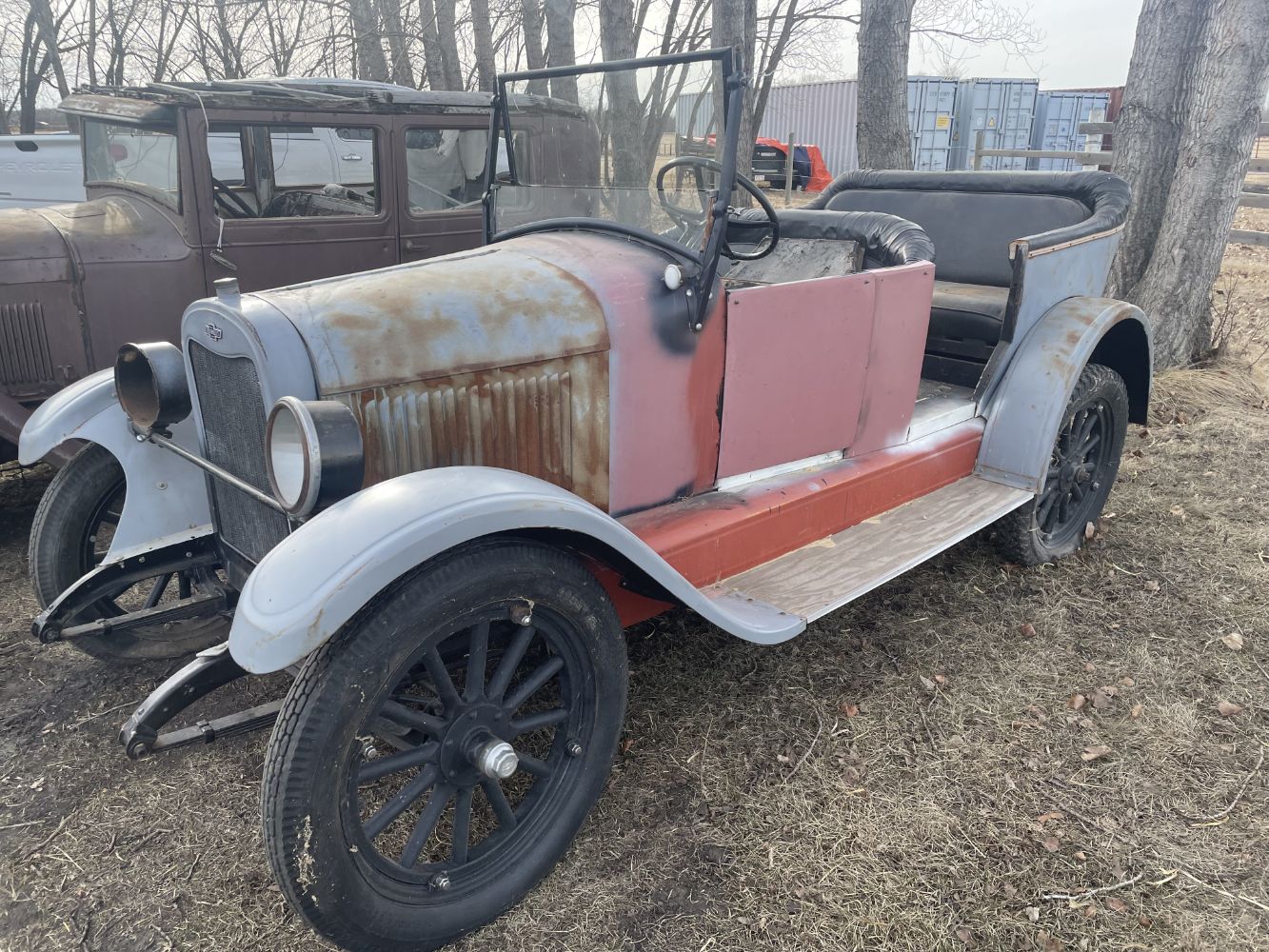 NATHAN BROOKS ACREAGE DISPERSAL - ACREAGE EQUIP., ANTIQUE CARS, VEHICLES, TOOLS, ETC.