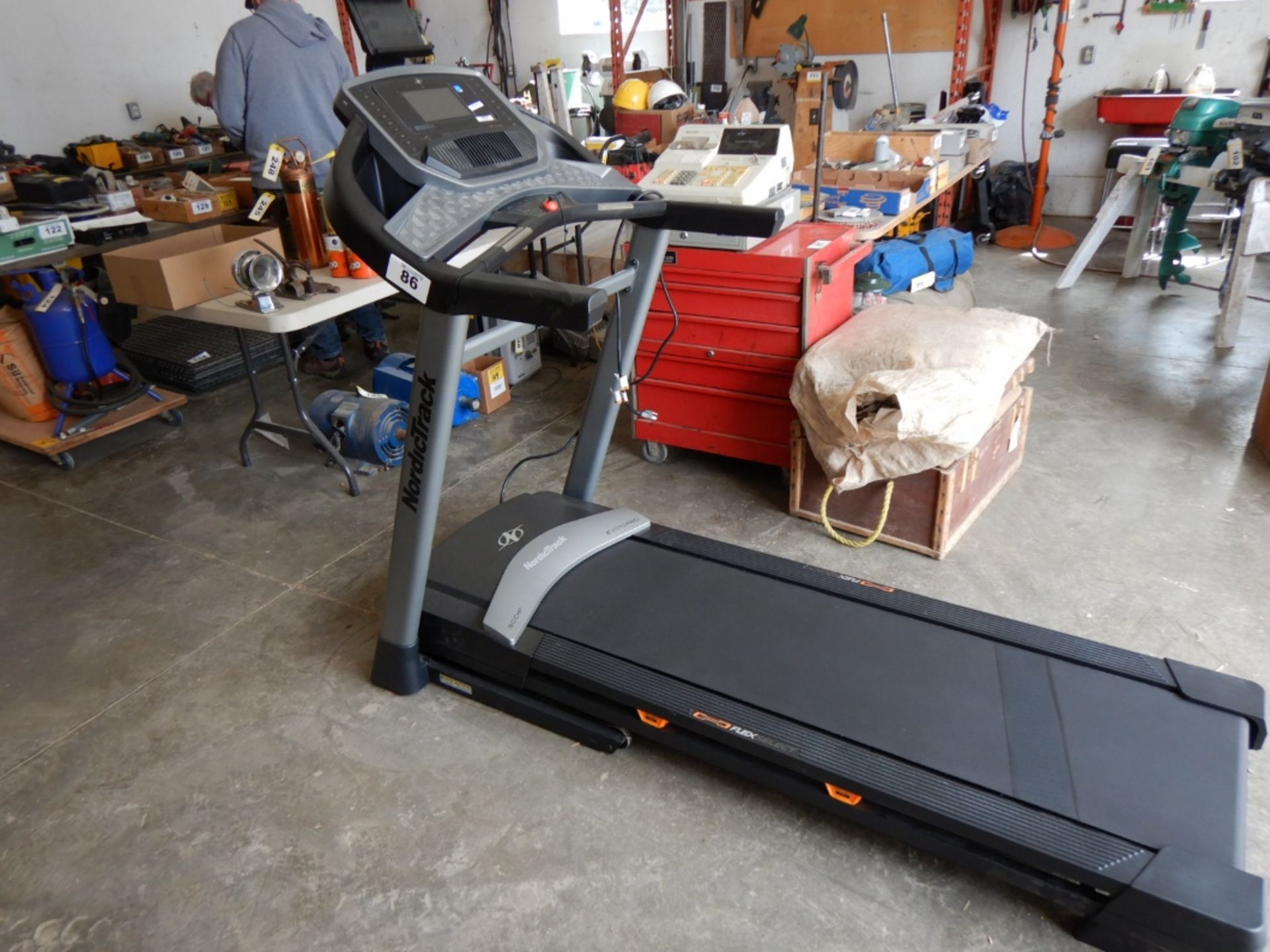 NORDICTRAC TREADMILL