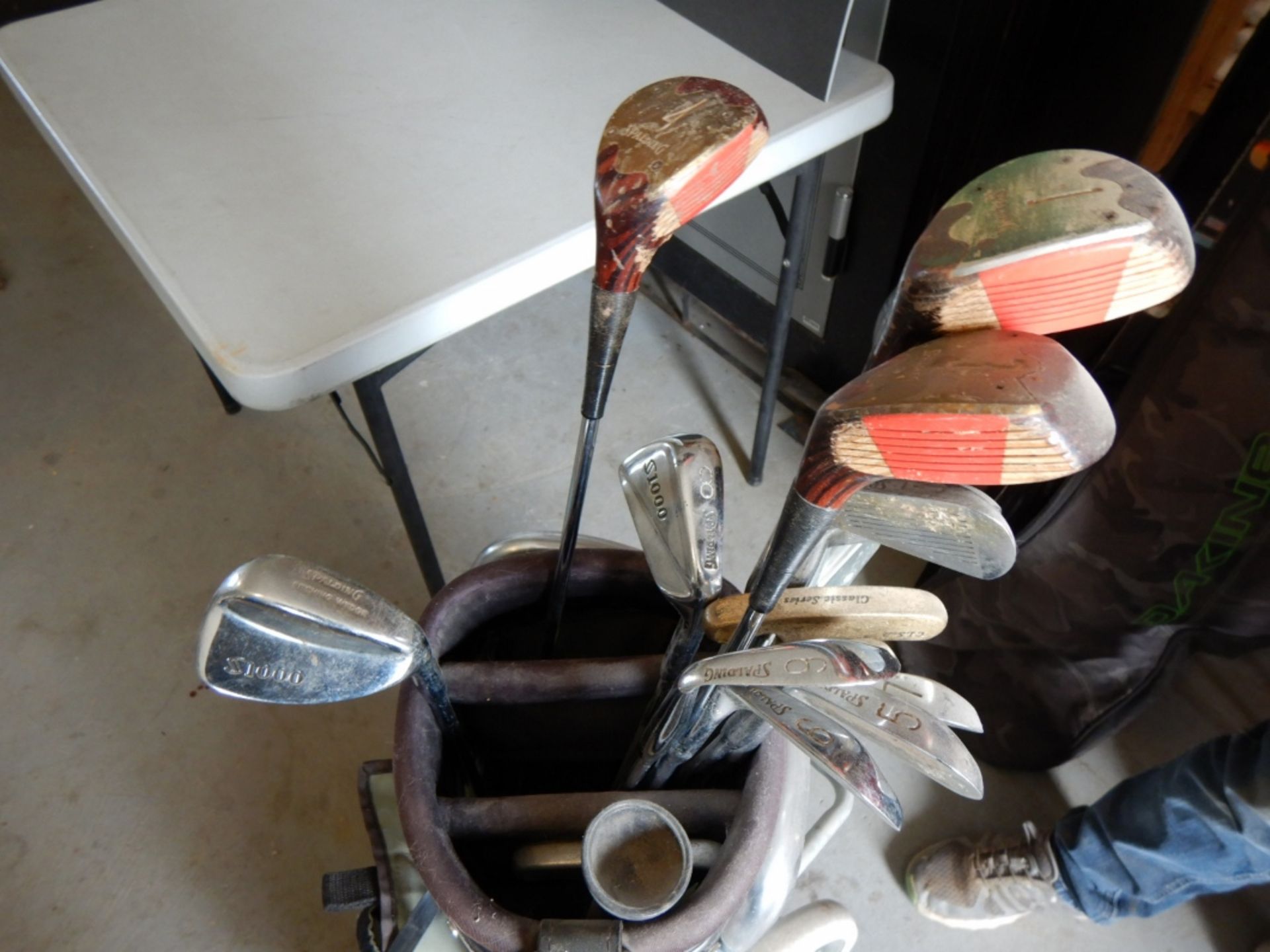 SET OF VINTAGE GOLF CLUBS W/ BAG AND RICSHAW - Image 3 of 3