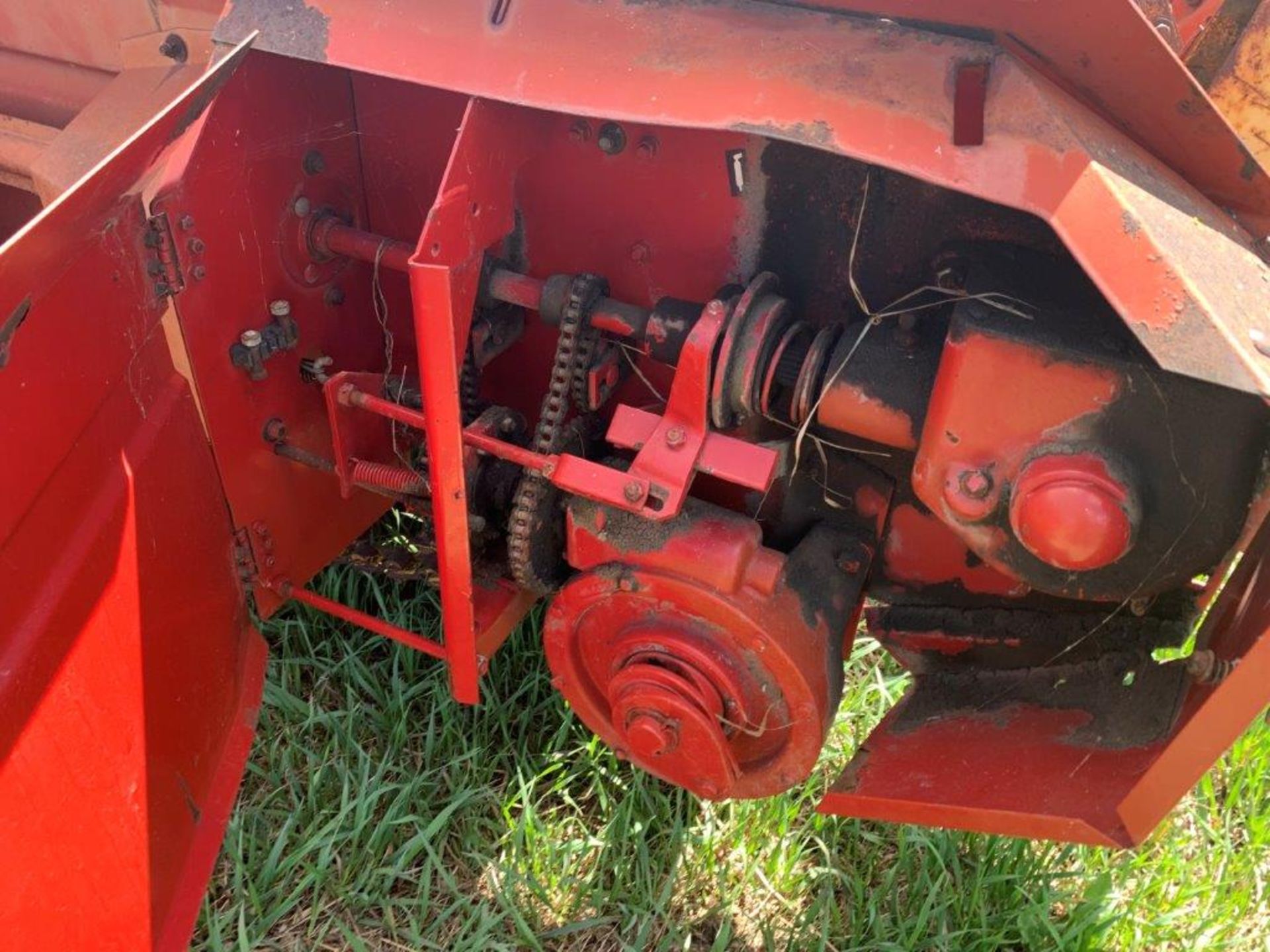 NH 519 S/A MANURE SPREADER, S/N 529711 - Image 5 of 8