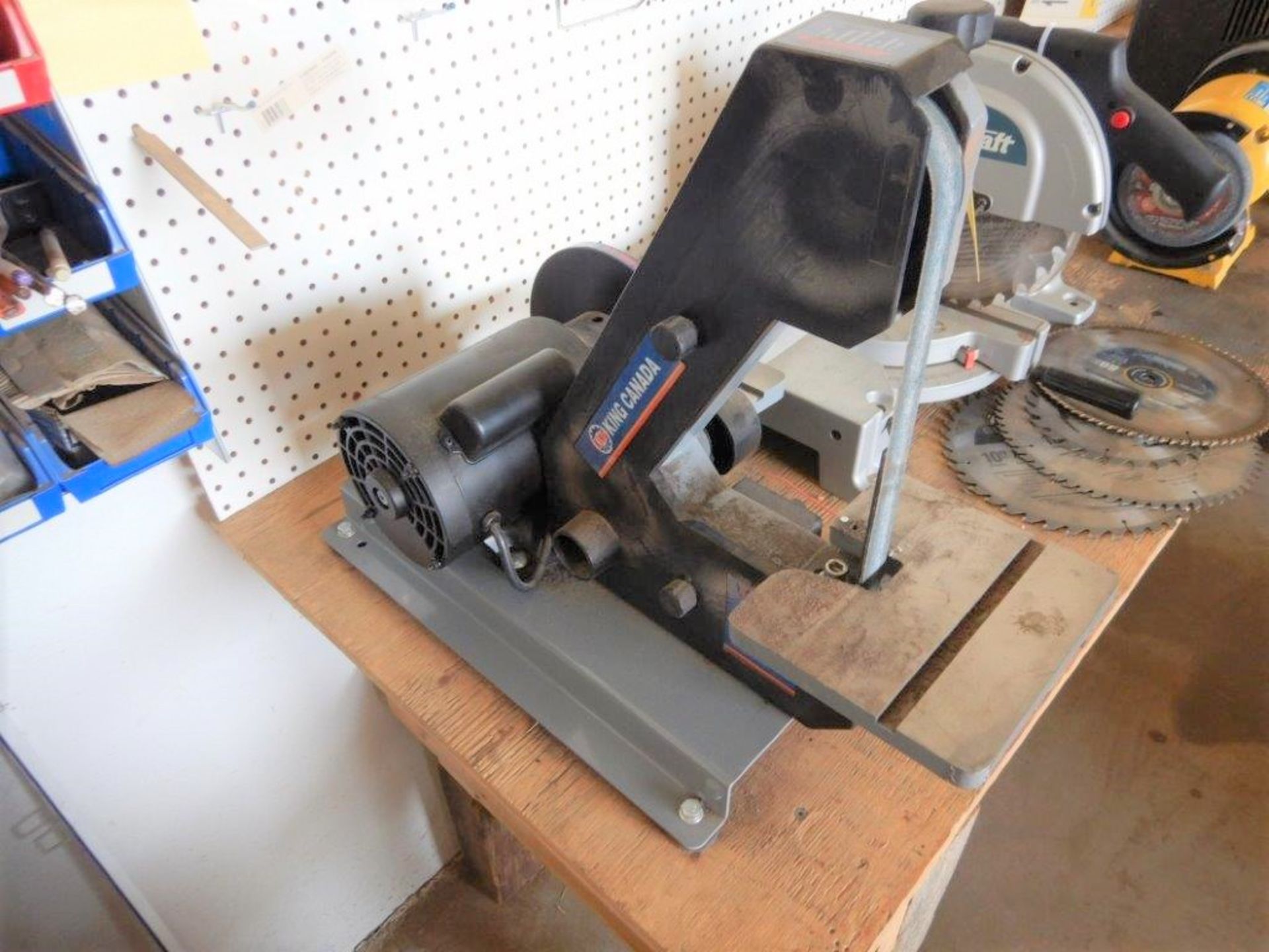 KING CANADFA 1-INCHX42-INCH BELT & 8-INCH DISC SANDER - Image 2 of 5