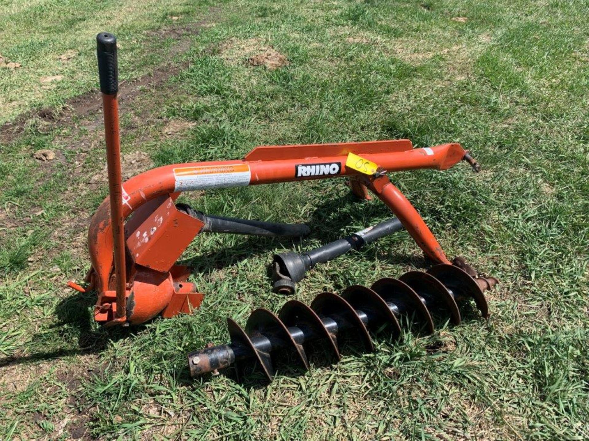 RHINO HPHD 3PT POST HOLE AUGER - 10 INCH AUGER BIT, S/N 12160