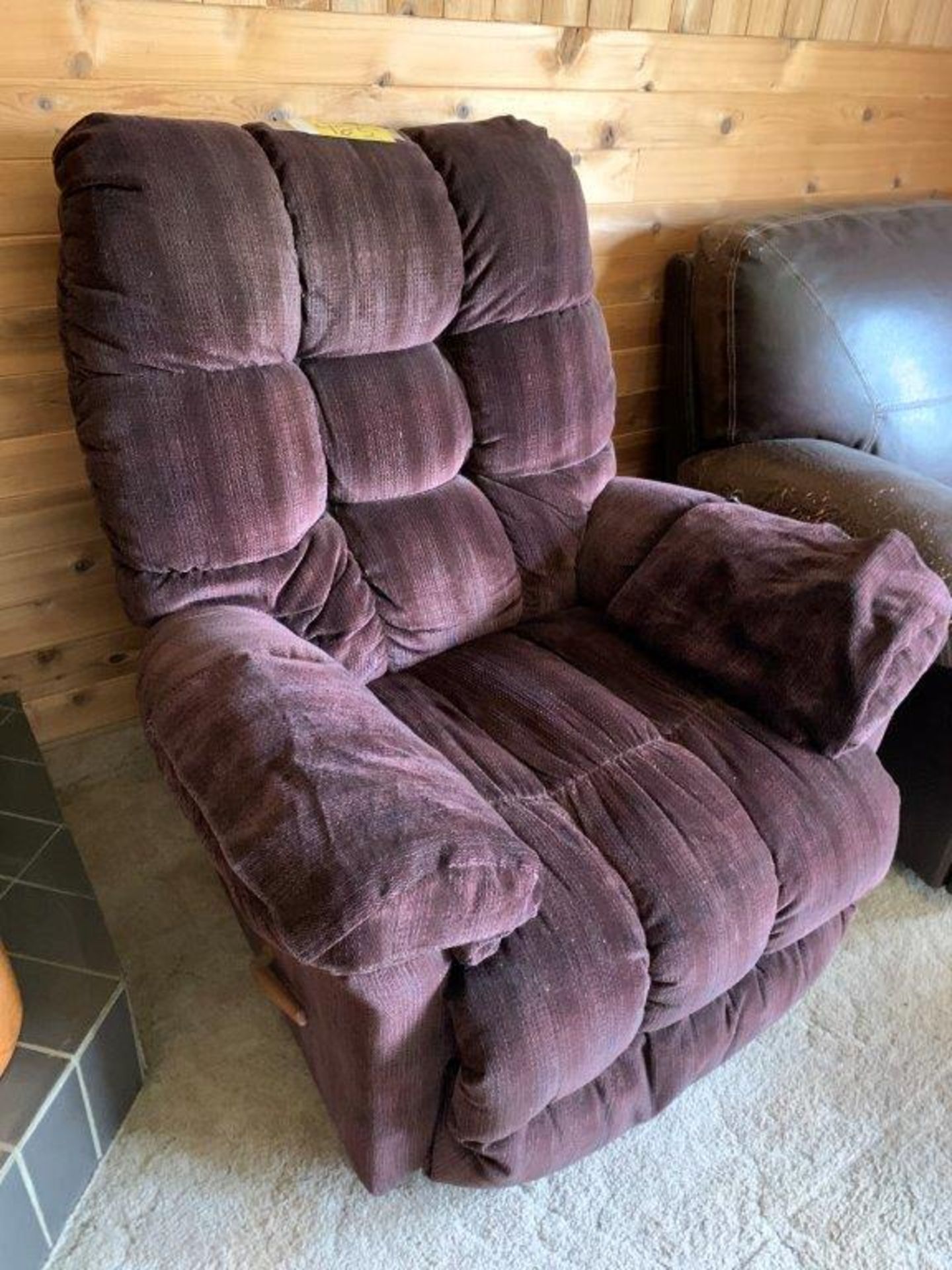LEATHER SOFA AND CHAIR, 1-CLOTH RECLINER CHAIR - Image 3 of 4