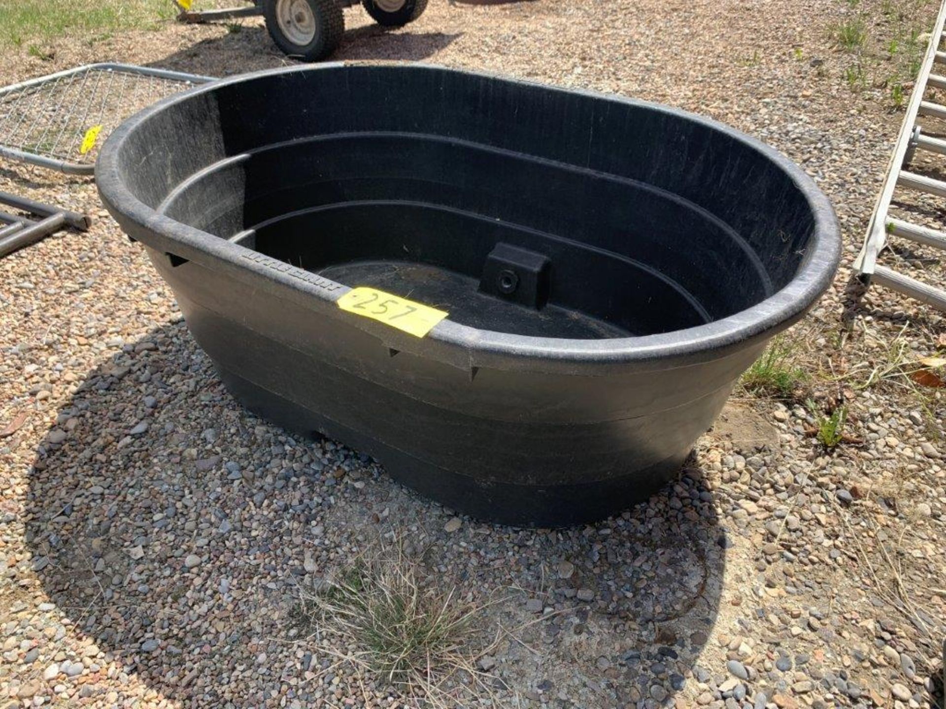 LITTLE GIANT BLK POLY WATER TROUGH