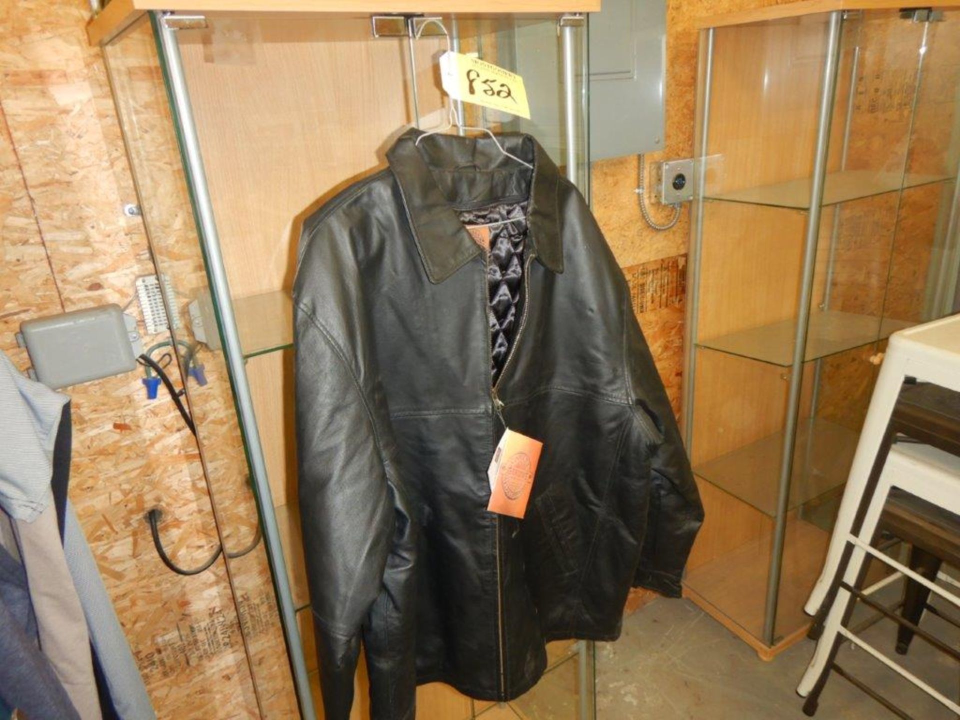 GENUINE CANADA SPORTSWEAR LEATHER JACKET, SIZE XXL