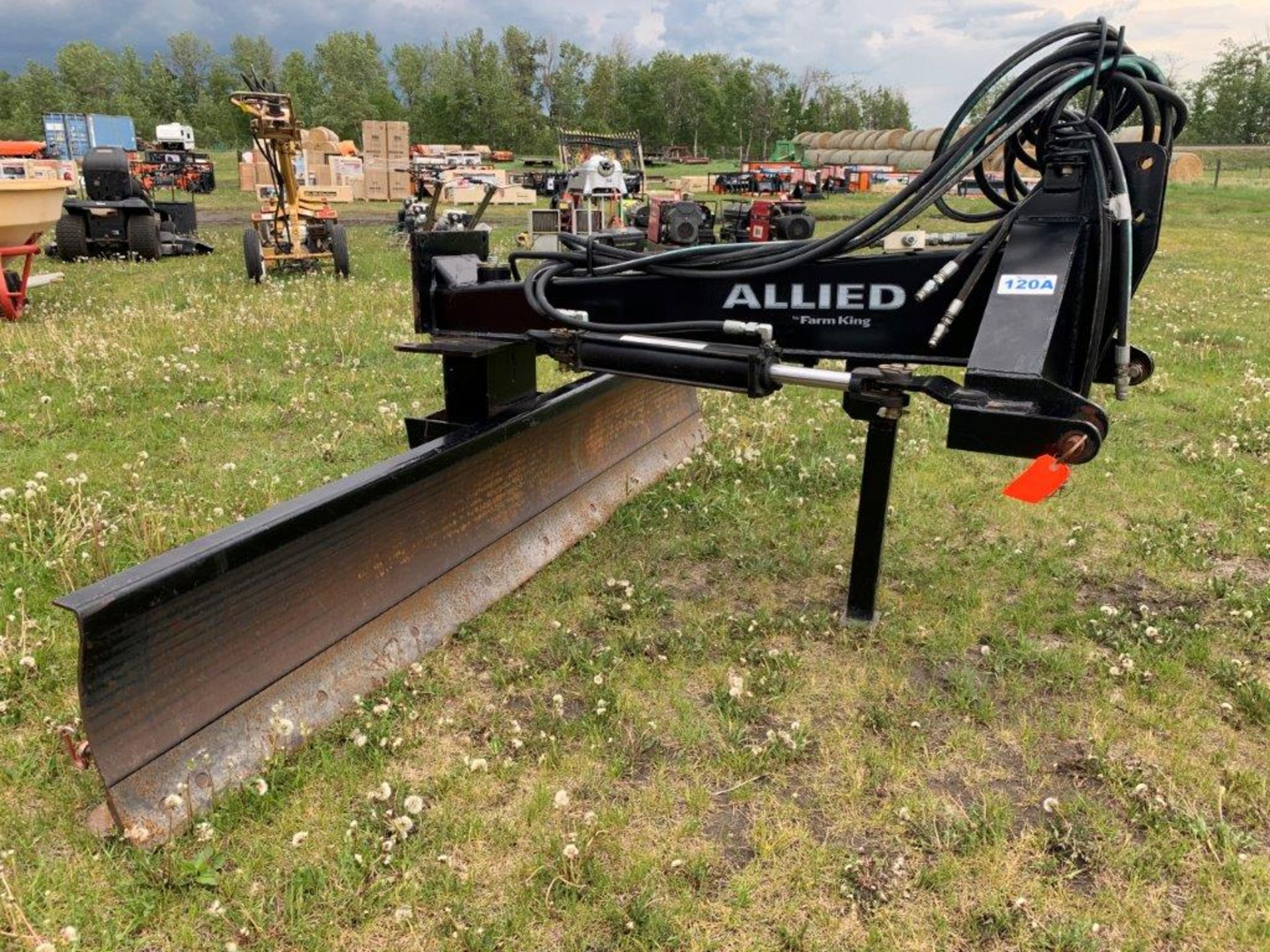 ALLIED 80108 BY FARM KING HYD. 3-WAY 3-POINT HITCH BLADE