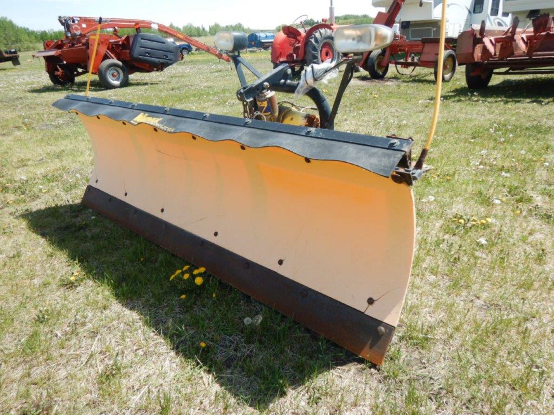 MEYER TRUCK MOUNT 3-WAY SNOWBLADE, ELEC/HYD, 90" - Image 4 of 4