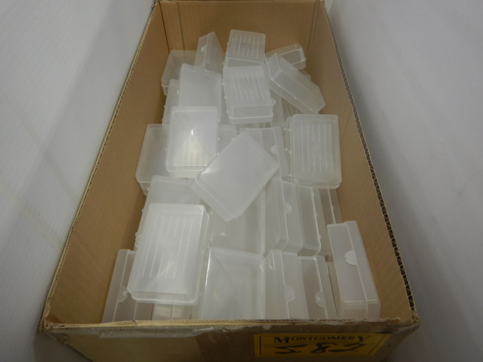 L/O POLY SOAP HOLDERS - Image 2 of 2