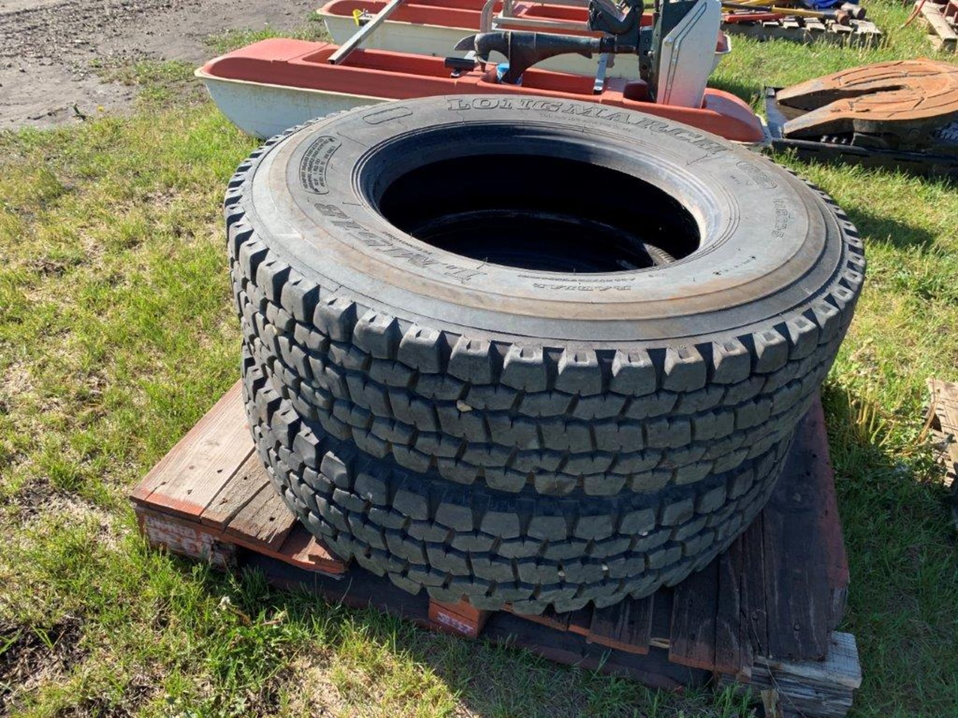 2-LONG MARCH LARGE TRUCK TIRES LM518 11R 22.5