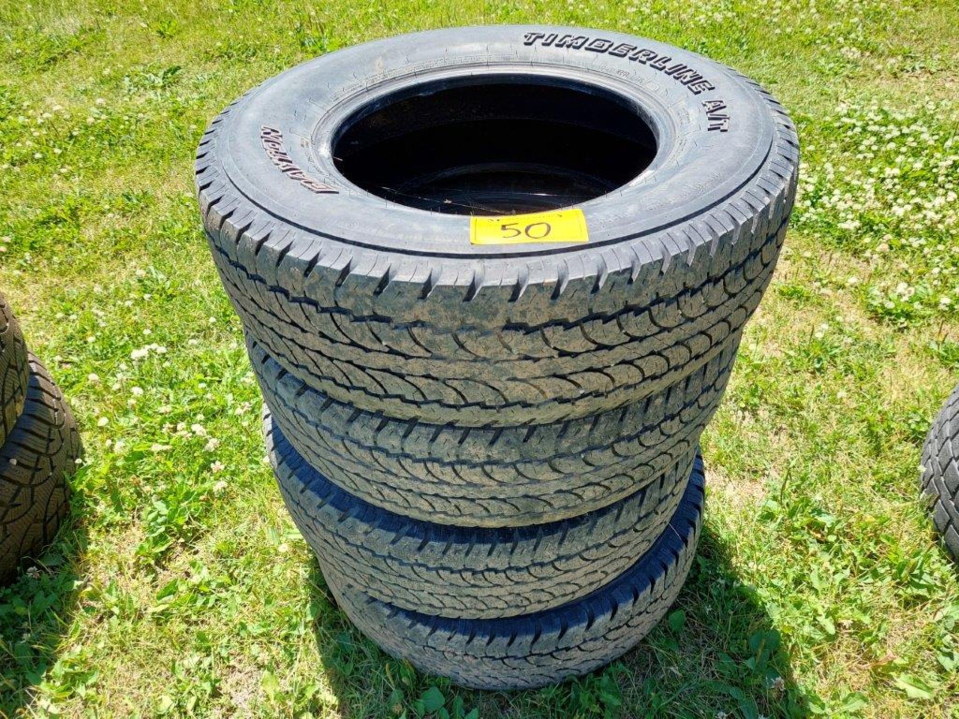 4-DAYTON TIMBERLINE AT TIRES P235/70R16 104S M&S