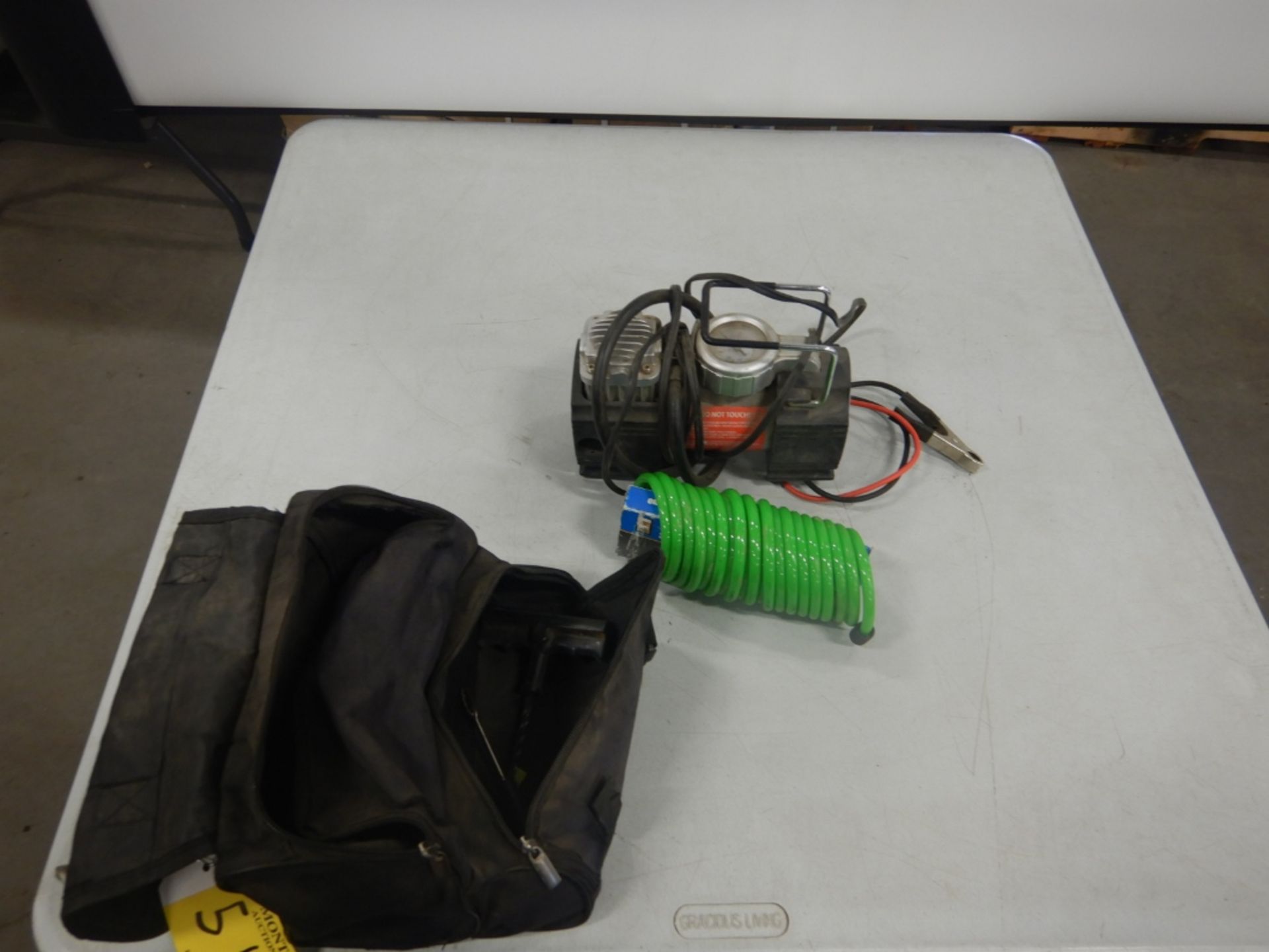 A91 - AIR PUMP WITH BAG - Image 2 of 4