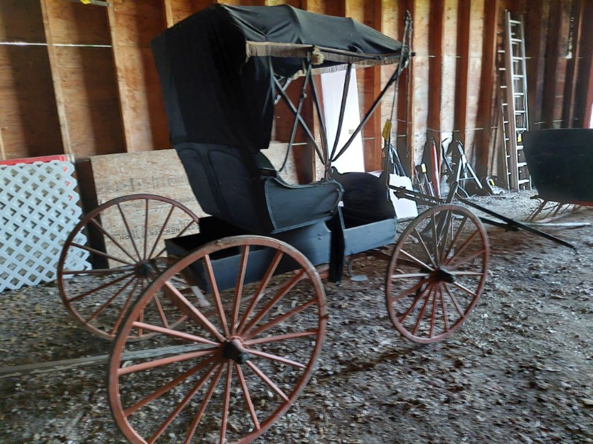 ANTIQUE HORSE DRAWN DOCTORS BUGGY (SAID TO BE ORIGINAL) - Image 5 of 7