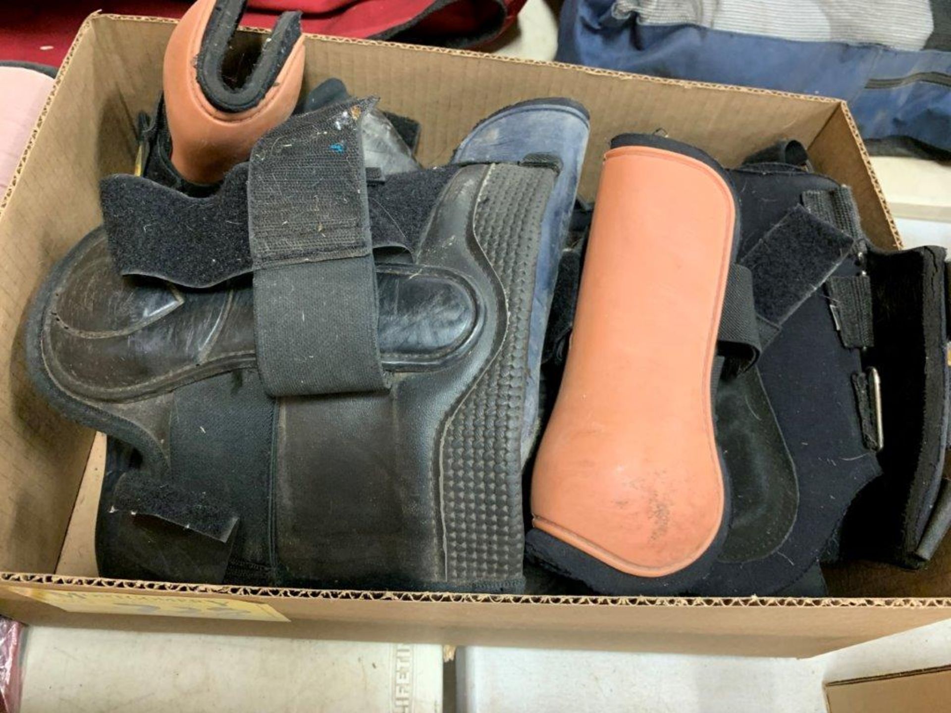 L/O BRUSH BOOTS, SPLINT BOOTS, ETC. - Image 3 of 3