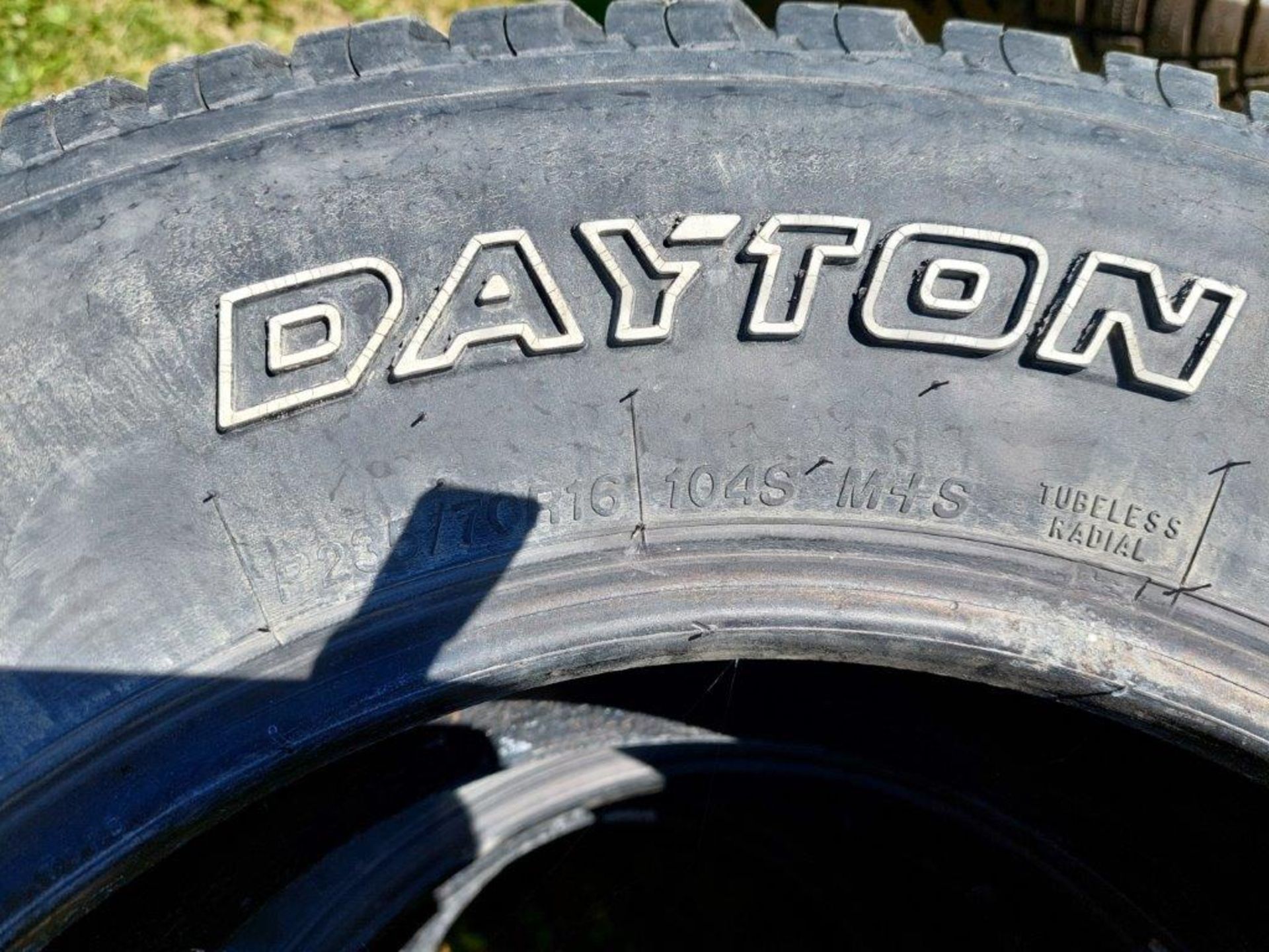 4-DAYTON TIMBERLINE AT TIRES P235/70R16 104S M&S - Image 2 of 2