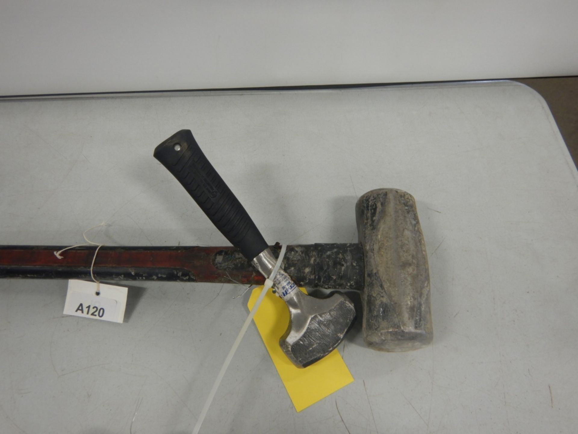 A120 - SLEDGE HAMMERS - Image 2 of 2