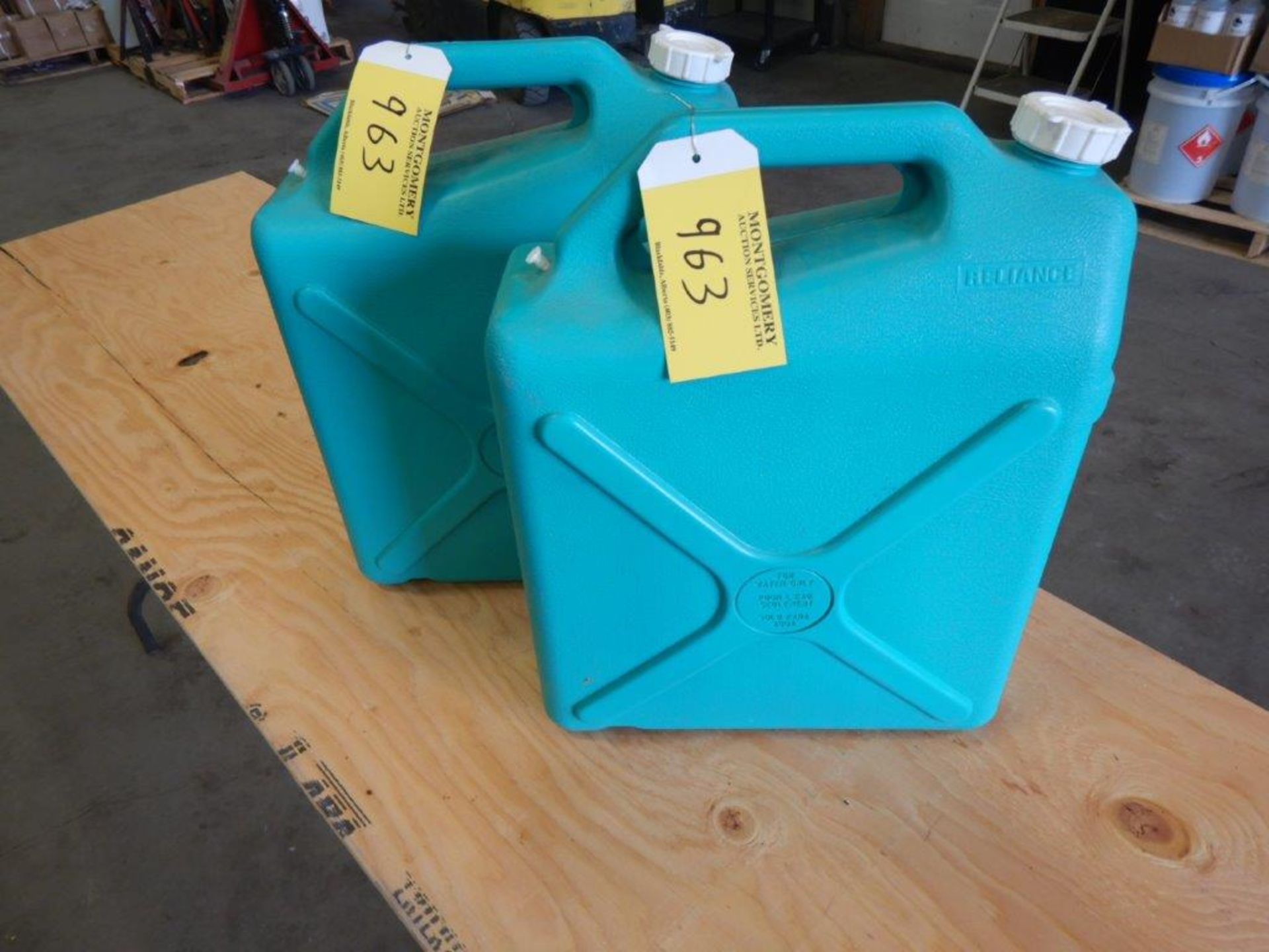 L/O CAMPING SUPPLIES- COLEMAN COOLER, WATER JUG, LANTERN, TRAILER MAT, RELIANCE WATER JUGS, ETC - Image 3 of 11