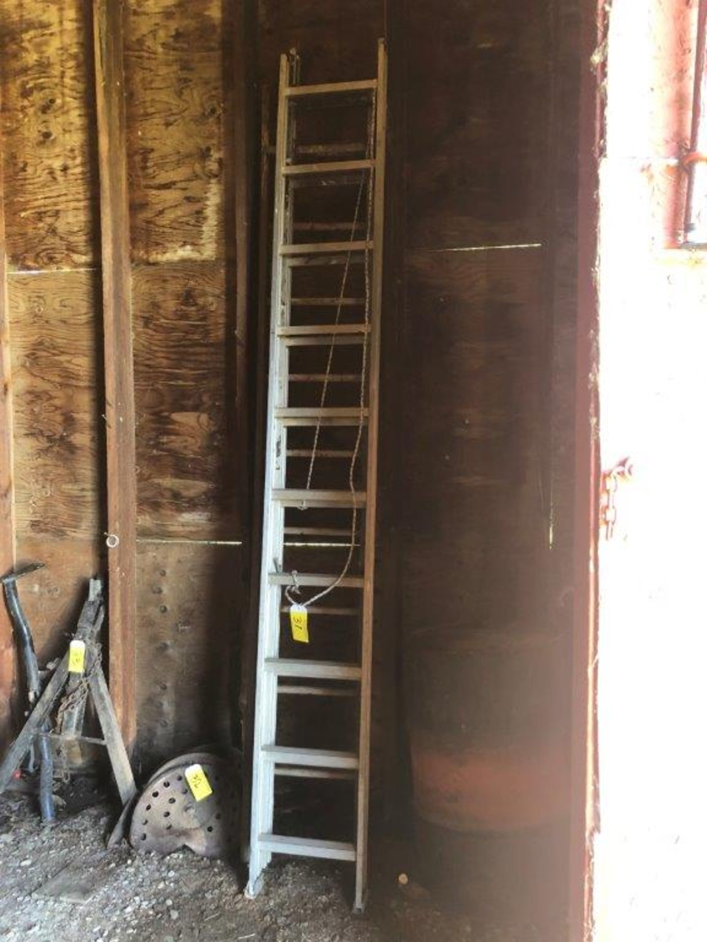 10FT ALUMINUM EXTENSION LADDER AND 10FT WOODEN LADDER - Image 2 of 3