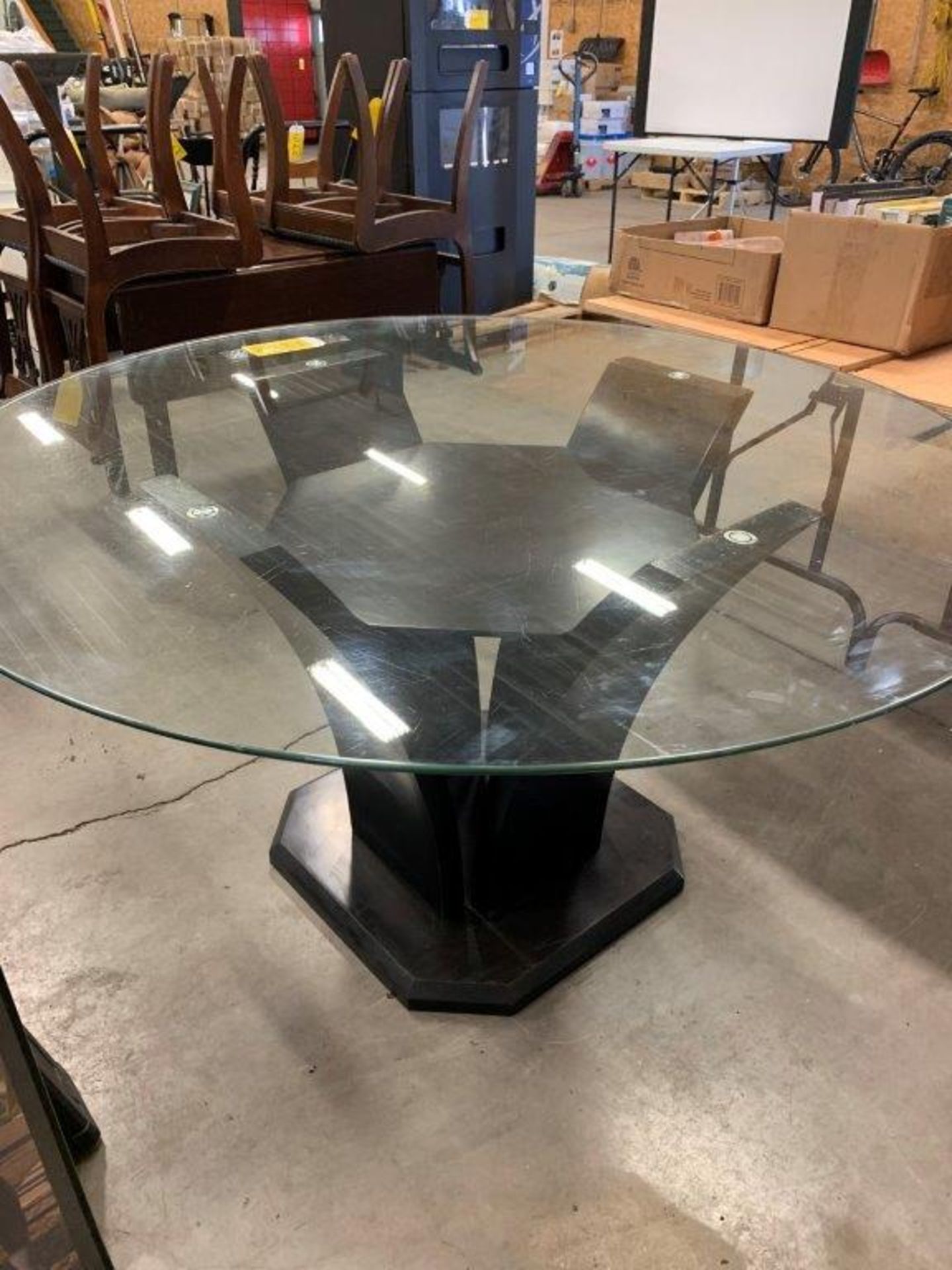 54IN GLASS TOP TABLE