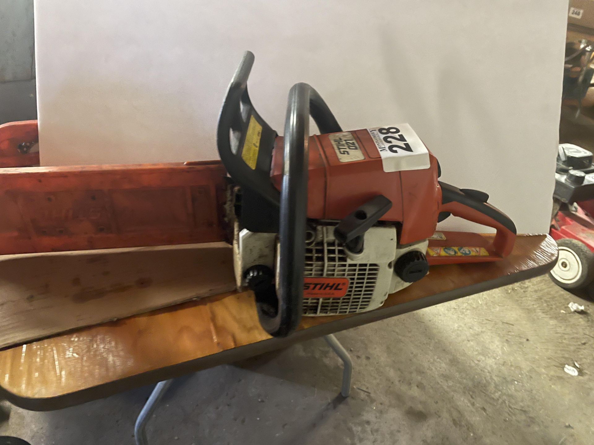 STIHL 021 CHAINSAW W/ 12" BAR - Image 2 of 3