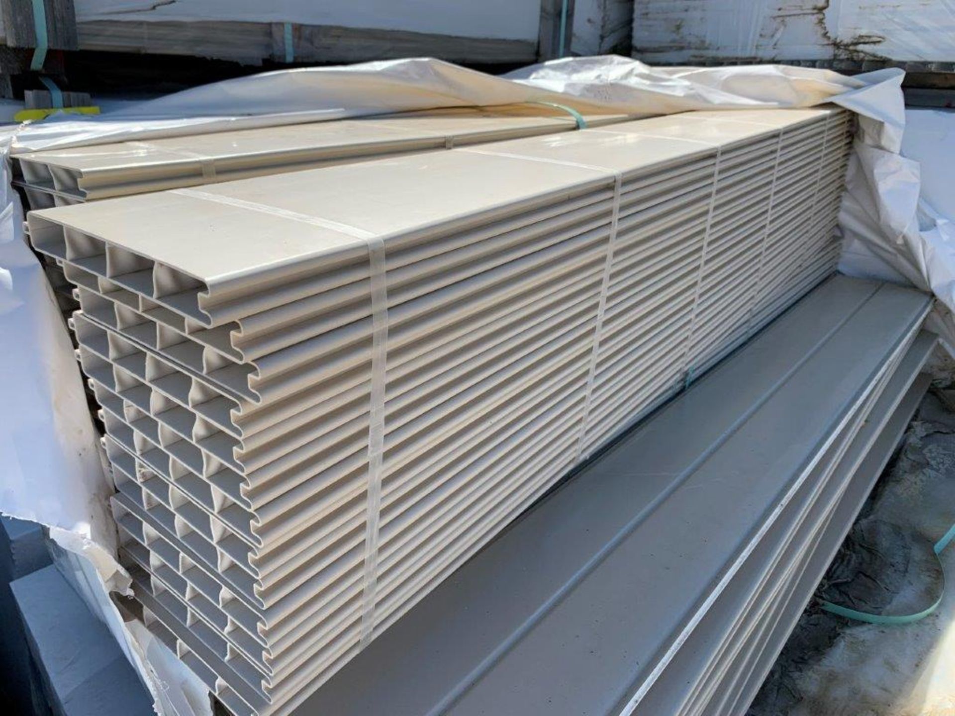 SKID OF 12 SECTIONS -7/8X7X62 INCH VINYL FENCE FILL KITS - ALMOND - PRIVACY