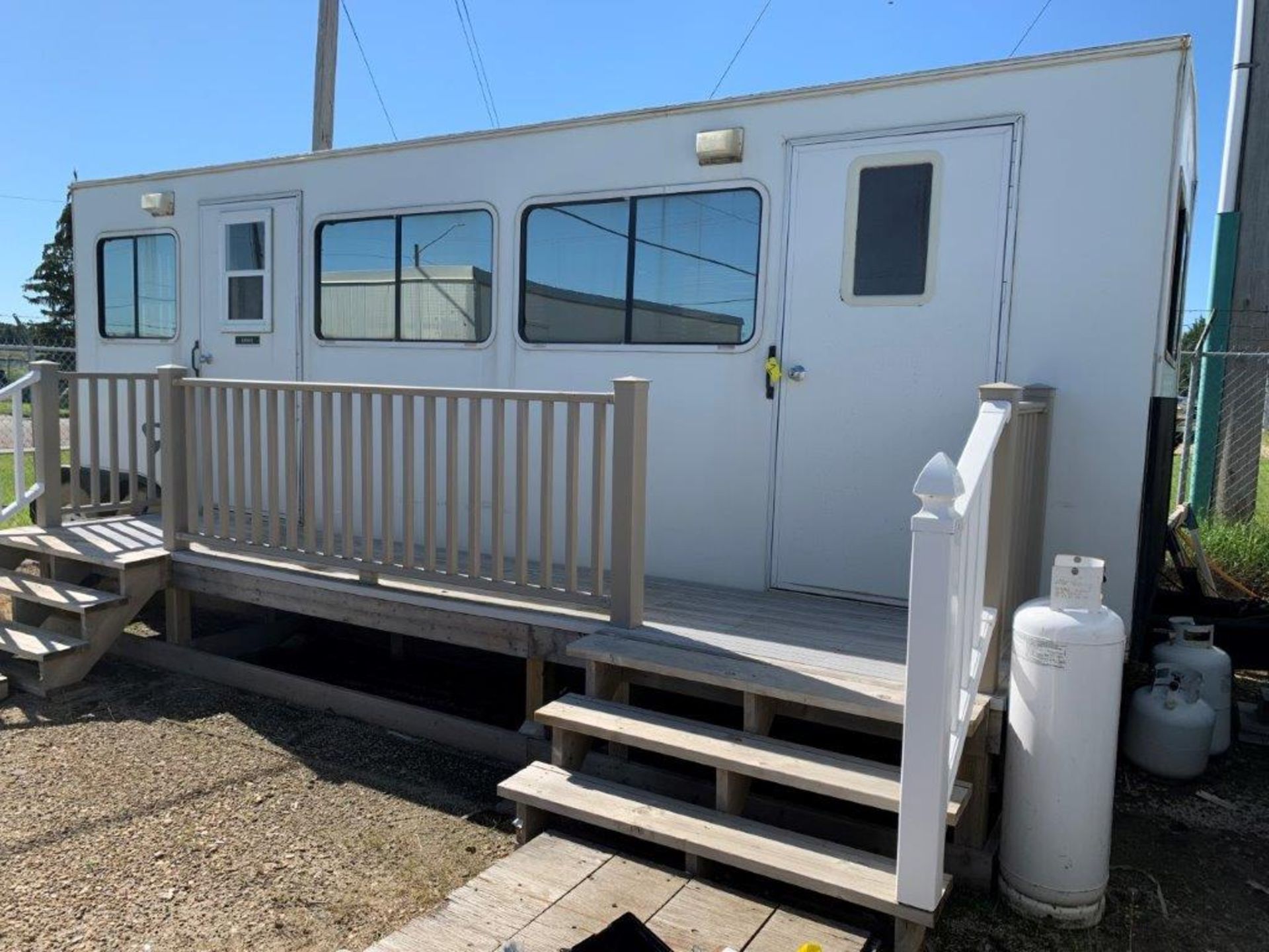 TRAVELAIRE 24FT X8.6FT T/A OFFICE TRAILER W/ LIGHTS, POWER, FURNACE, PINTLE HITCH
