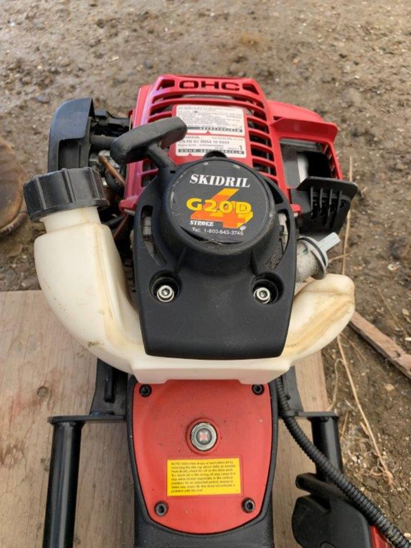 SKILDRIL G20D HONDA 4-STROKE GAS POWERED POST POUNDER - USED ONLY A FEW TIMES - Image 2 of 3