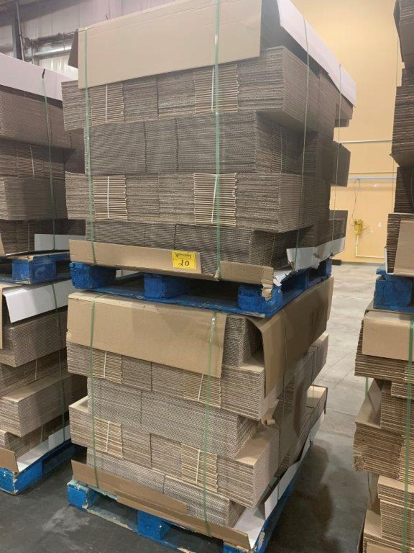 2-PALLETS PF0014 CORRIGATED CARDBOARD BOXES 375X2 750 BOXES APPROX 18X13X7 INCHES